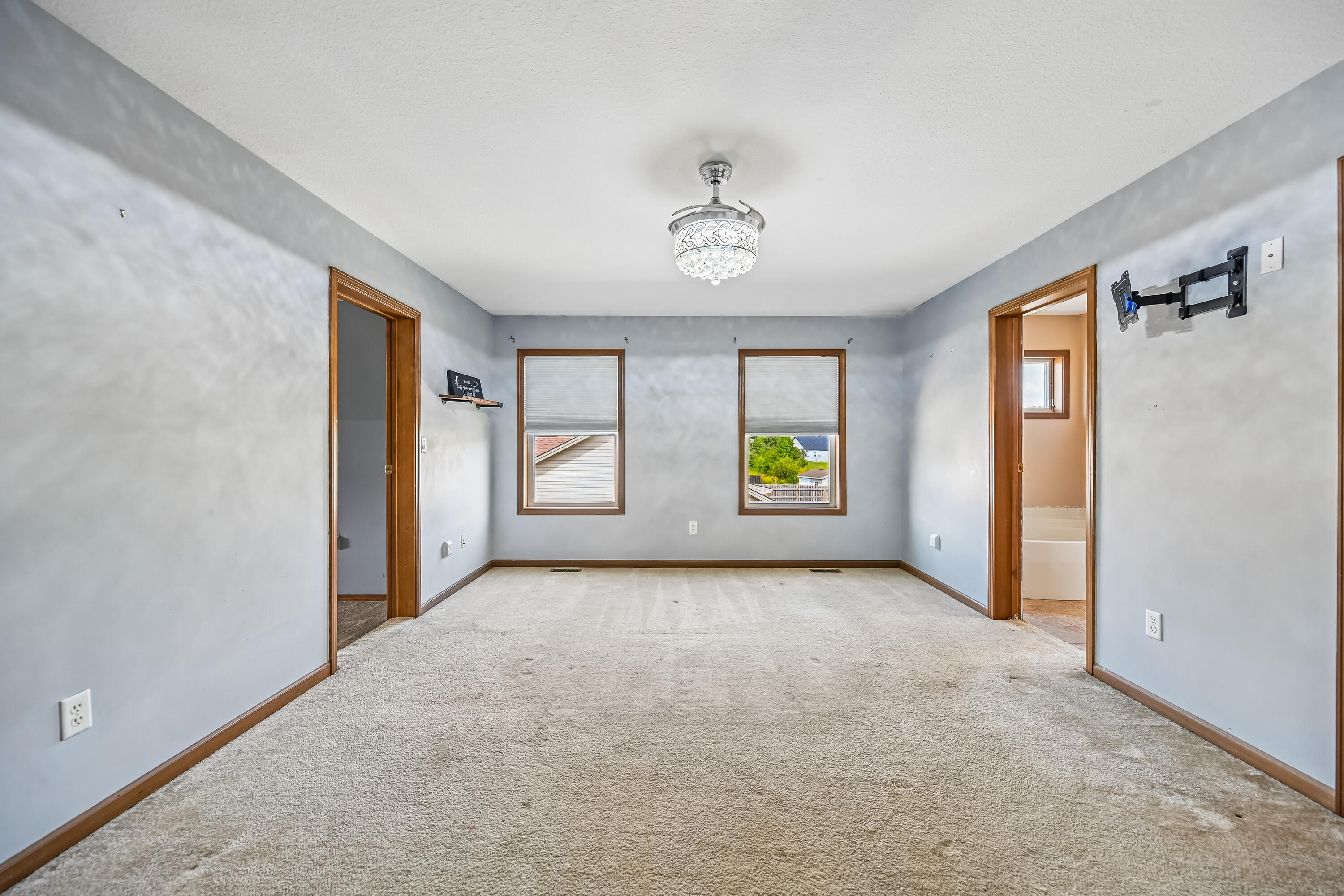 800 Mckees Mill, New Carlisle, Ohio 45344