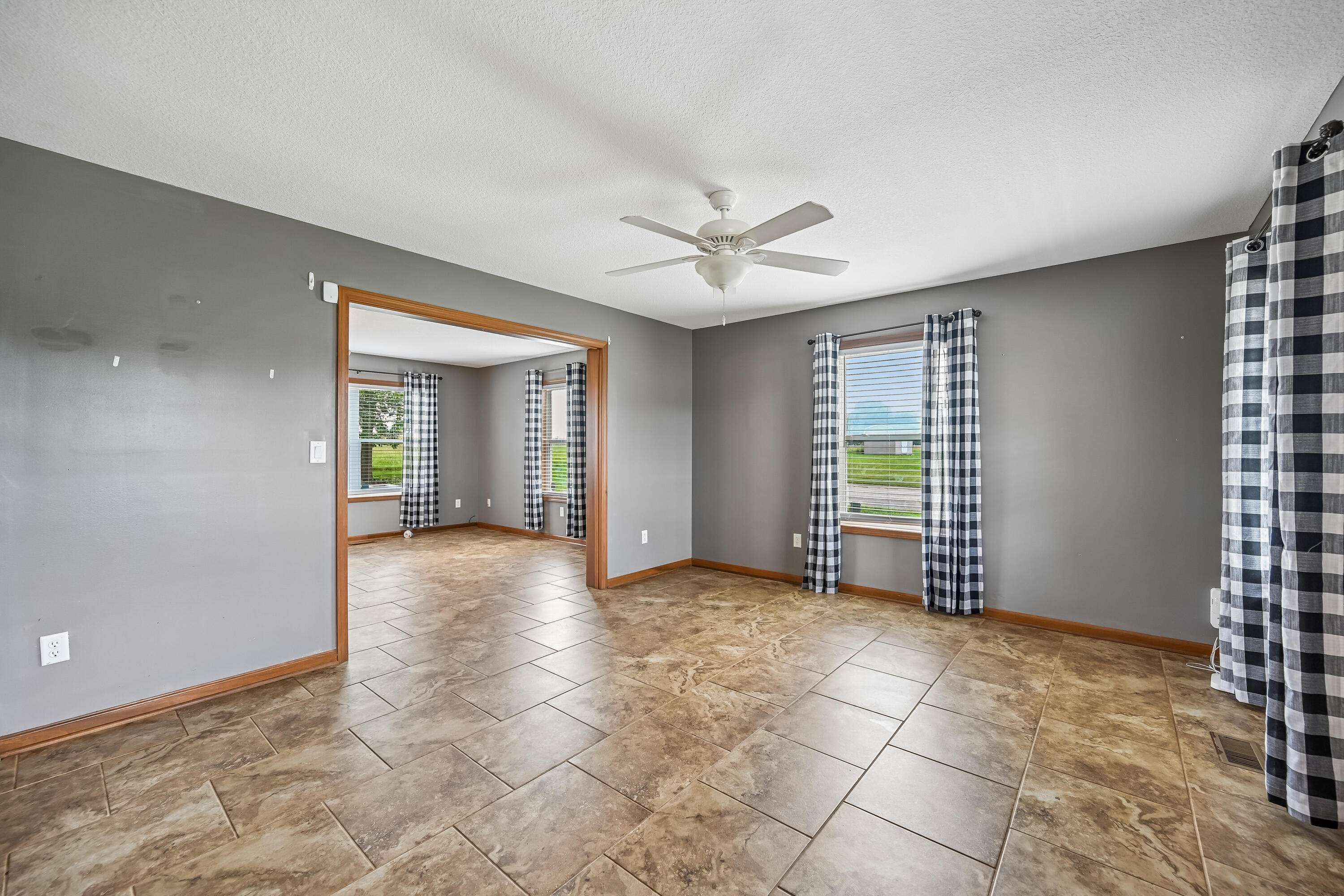 800 Mckees Mill, New Carlisle, Ohio 45344