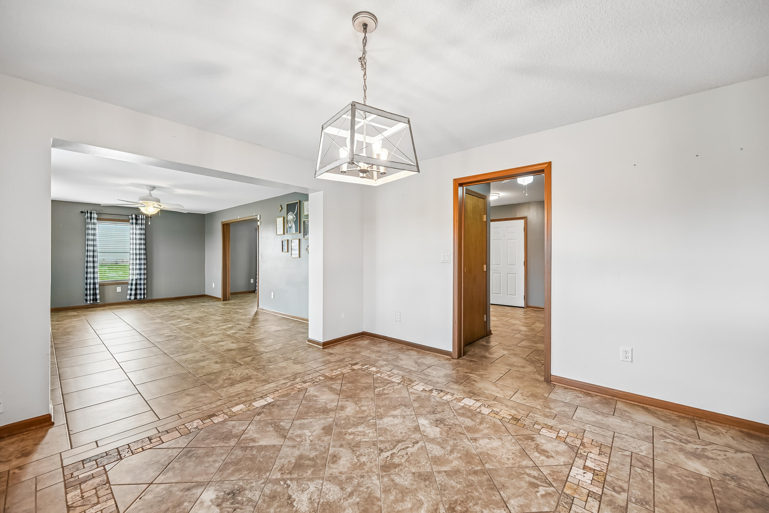 800 Mckees Mill, New Carlisle, Ohio 45344
