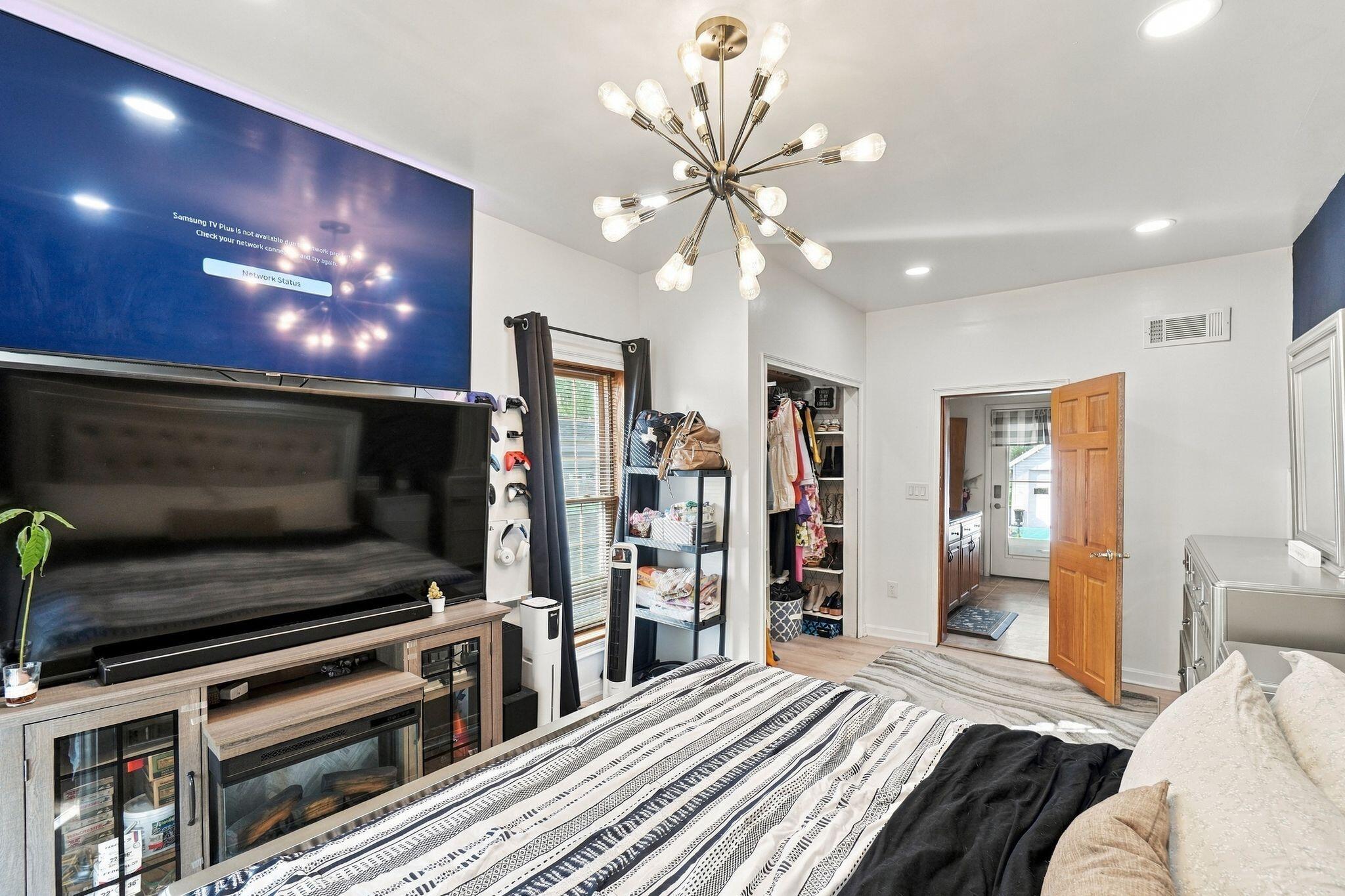 471 Center, West Mansfield, Ohio 43358