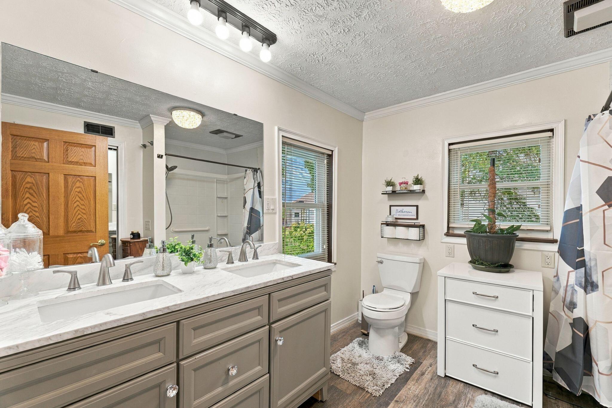 471 Center, West Mansfield, Ohio 43358