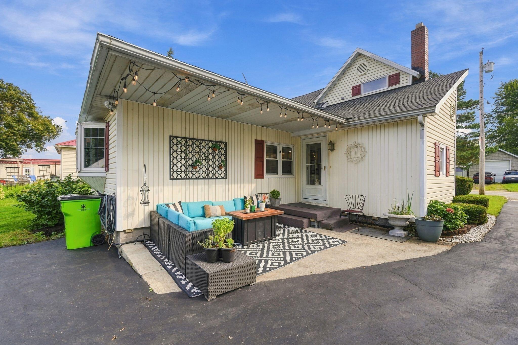 471 Center, West Mansfield, Ohio 43358