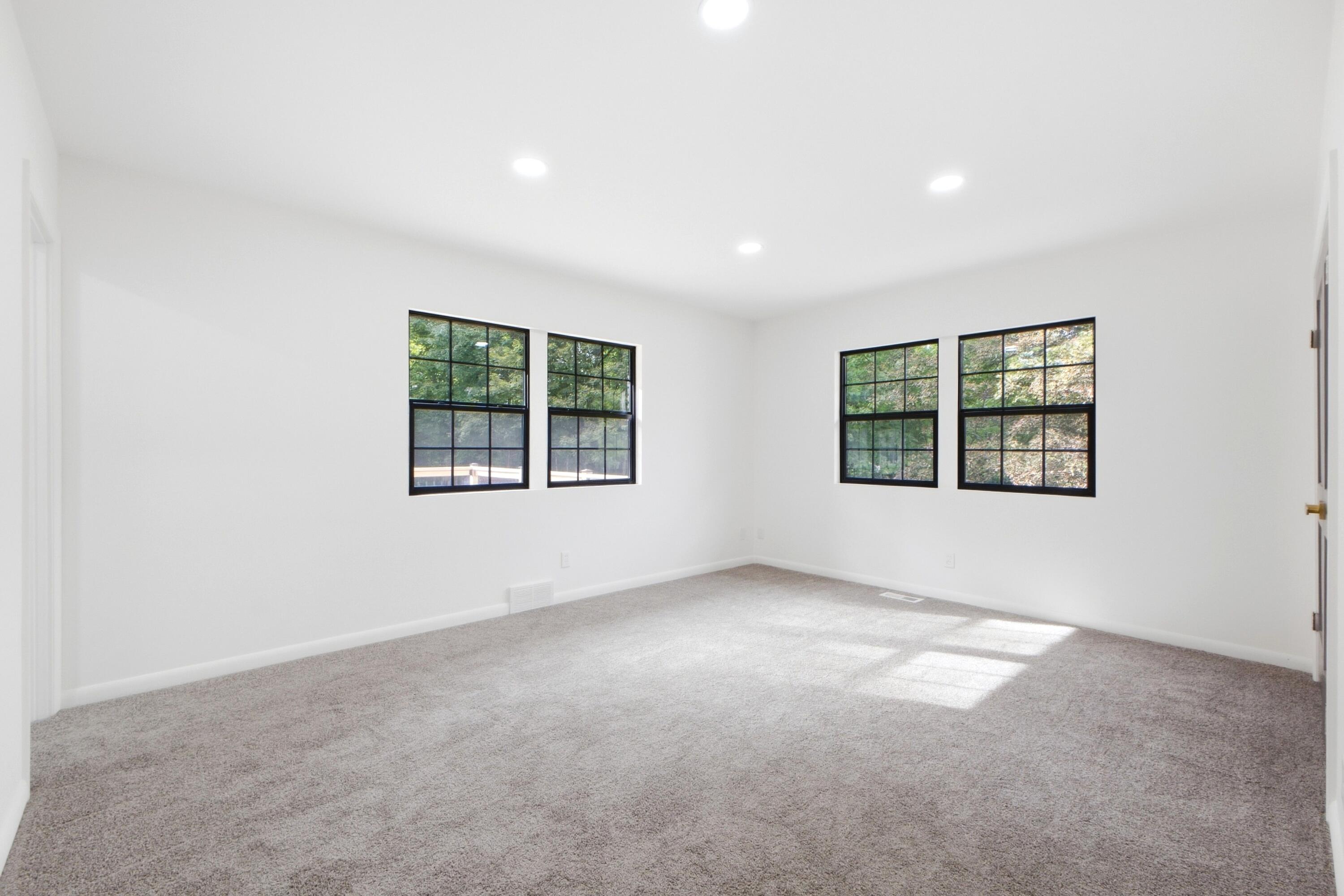 1231 White Oak, Springfield, Ohio 45504