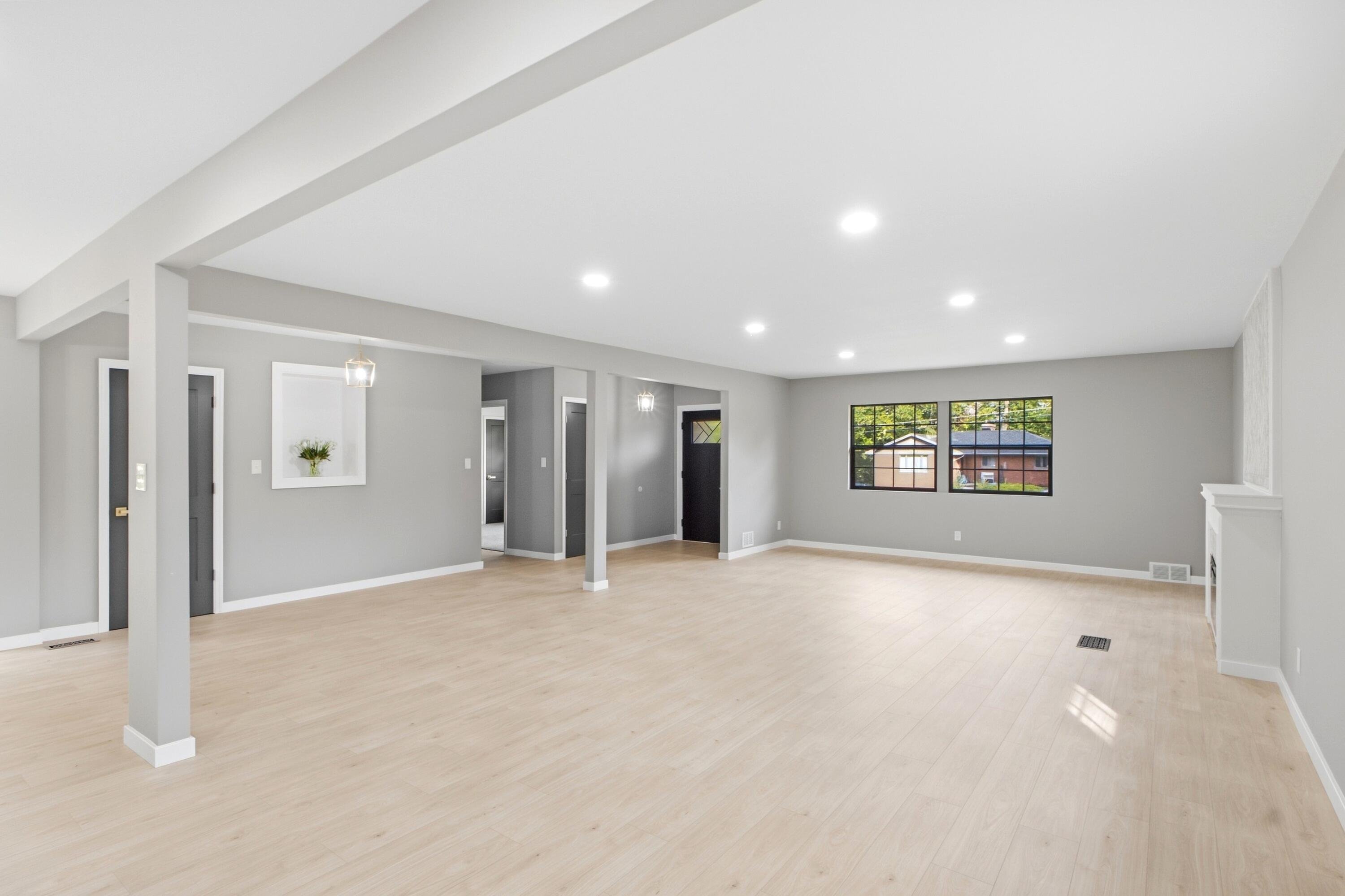 1231 White Oak, Springfield, Ohio 45504