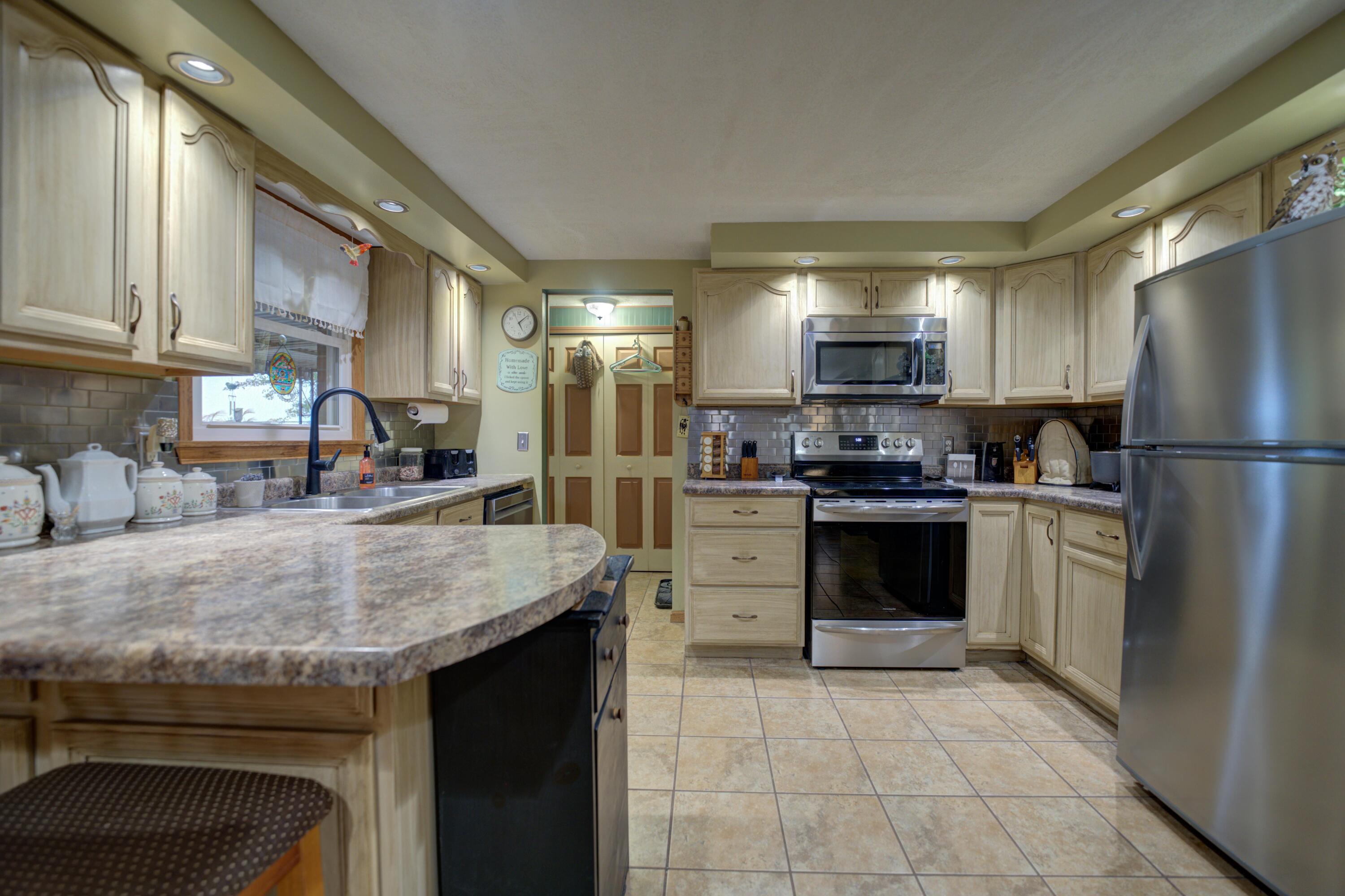 5828 Folkerth, Greenville, Ohio 45331