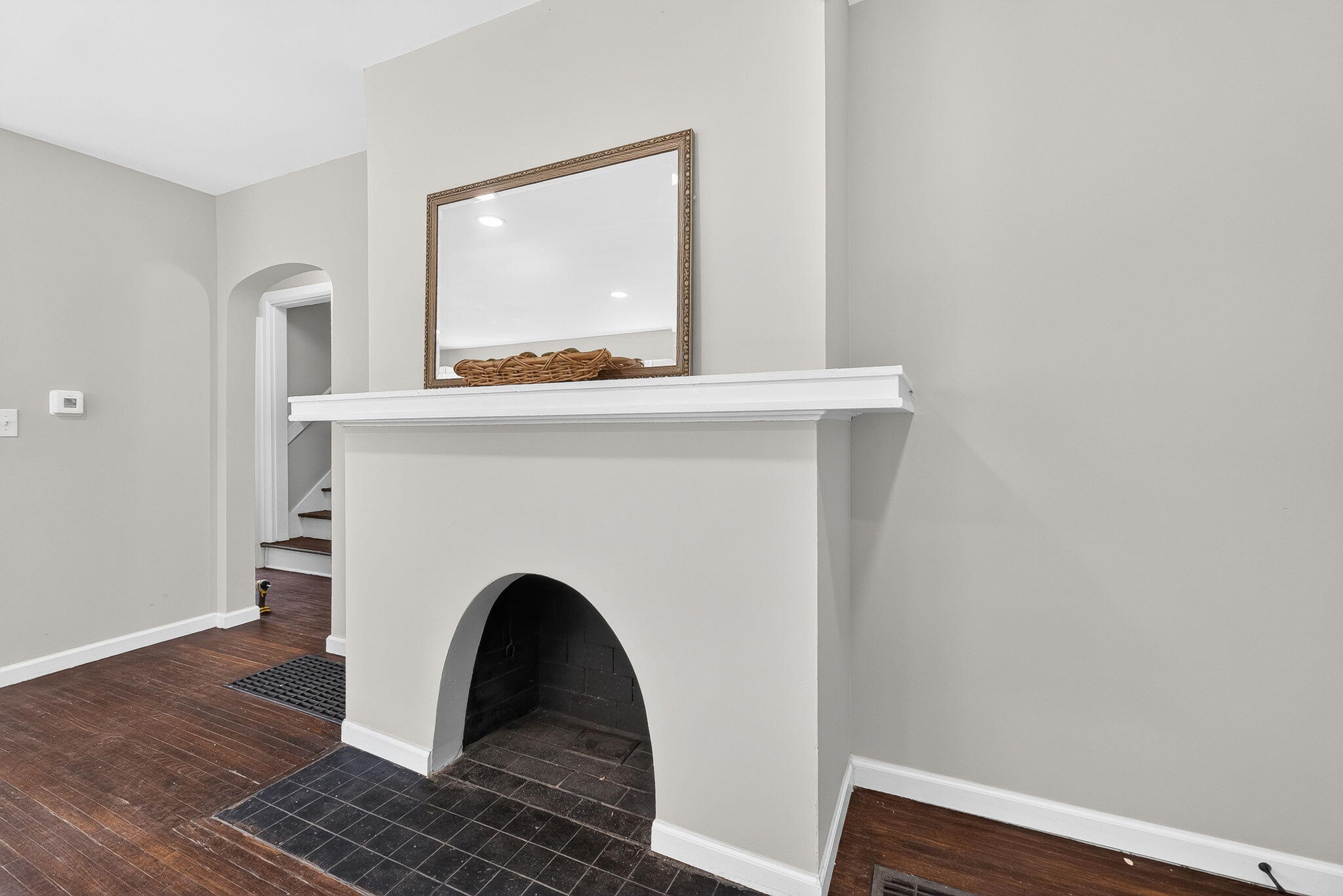 805 Chestershire, Columbus, Ohio 43204