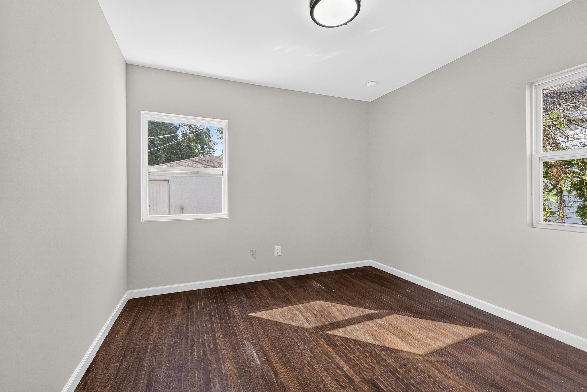 805 Chestershire, Columbus, Ohio 43204