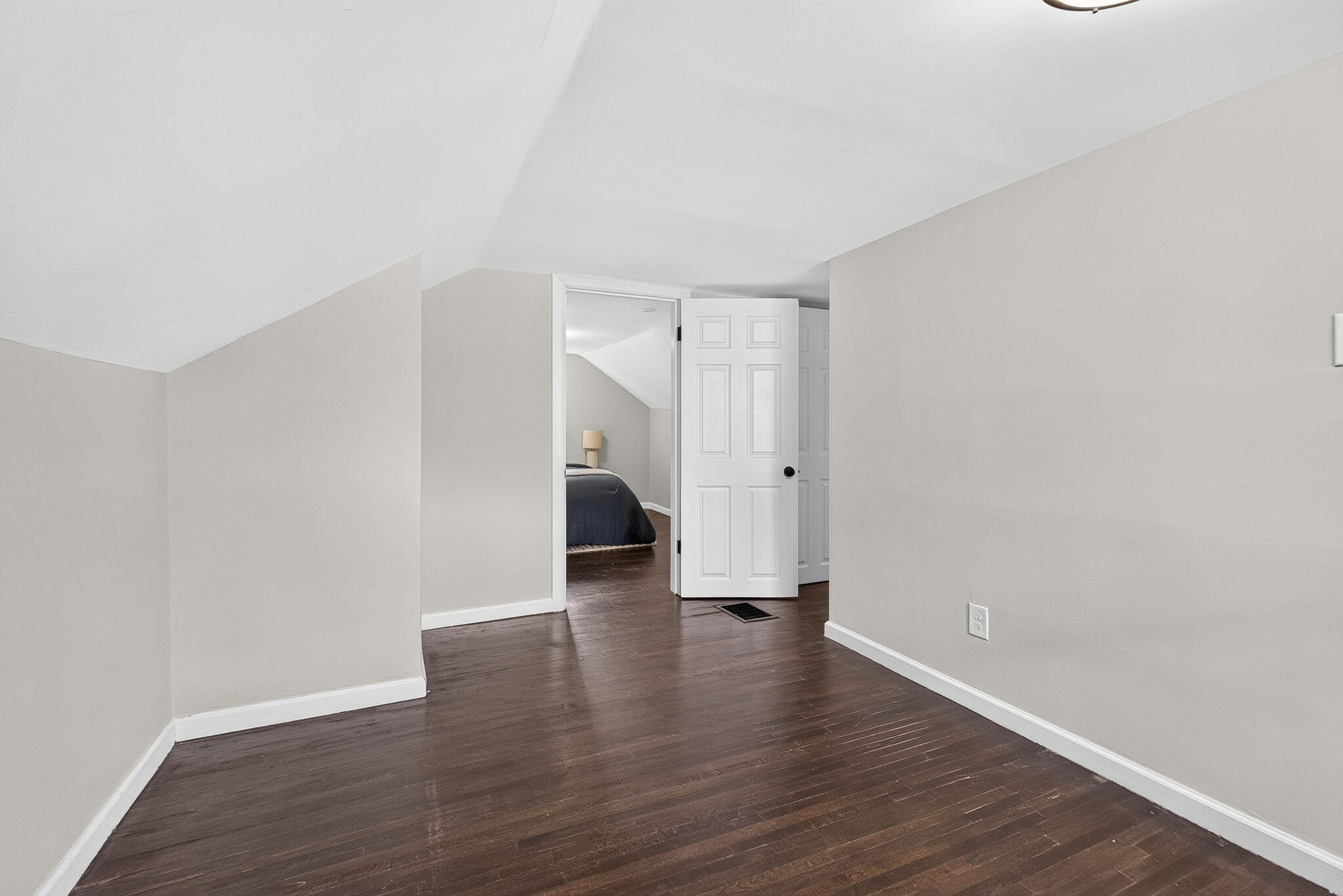 805 Chestershire, Columbus, Ohio 43204