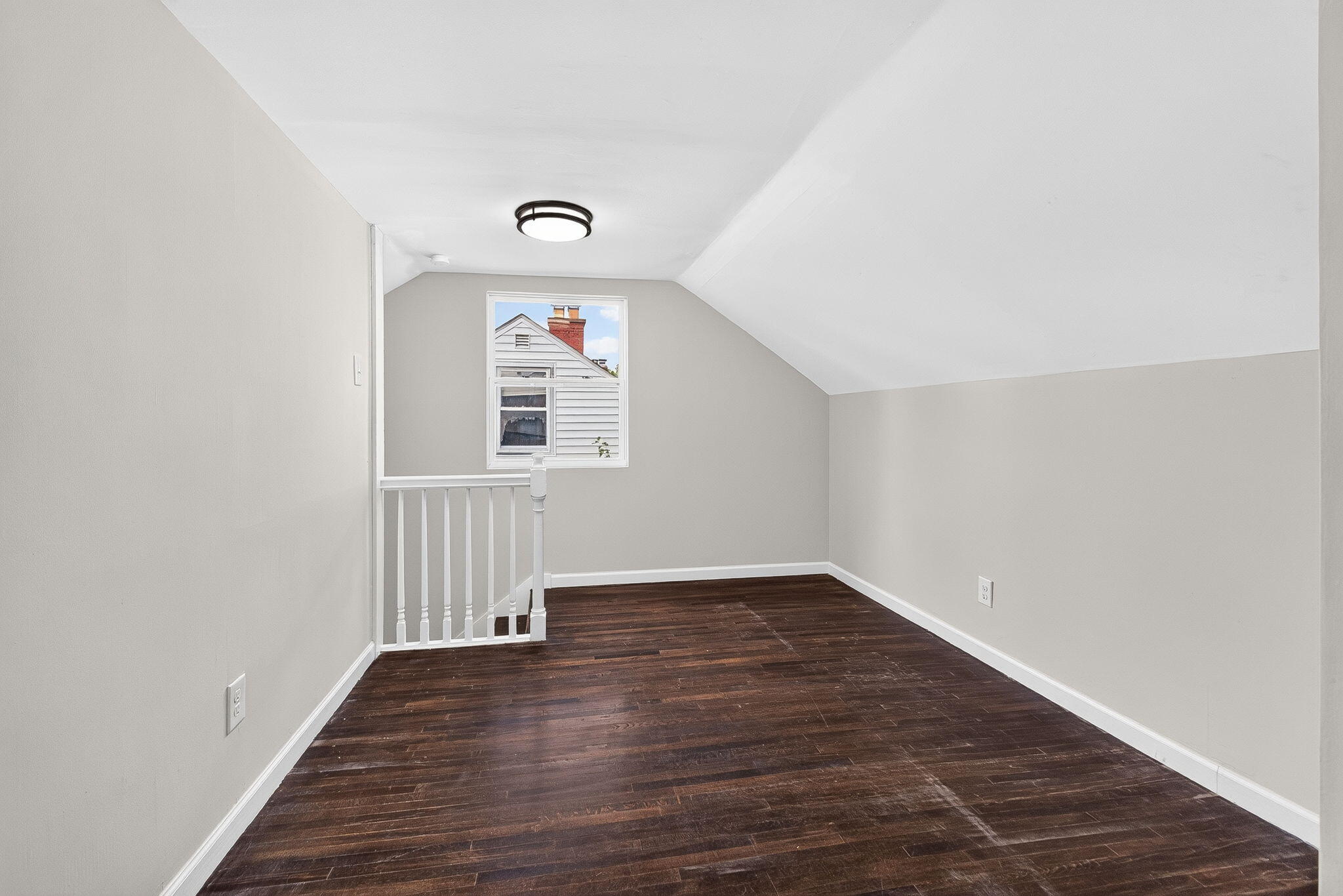 805 Chestershire, Columbus, Ohio 43204