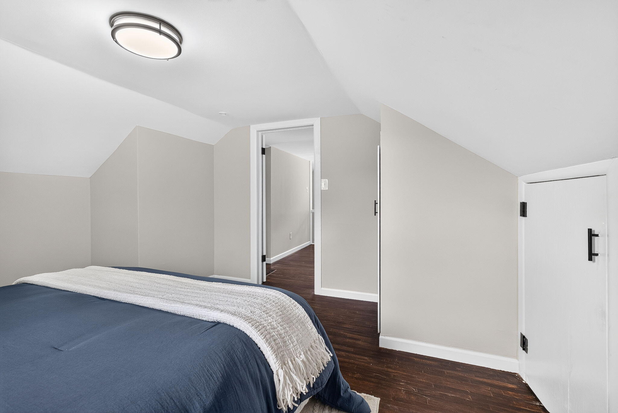 805 Chestershire, Columbus, Ohio 43204