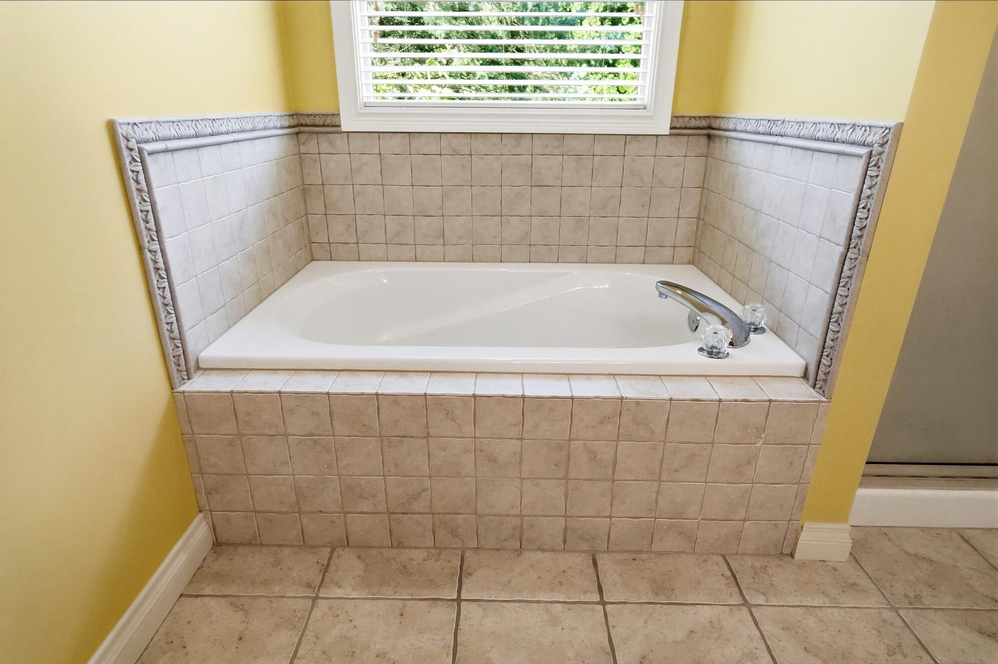 2530 Chamomile, Troy, Ohio 45373