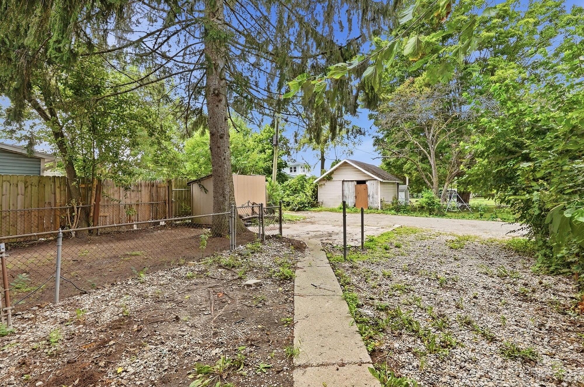 207-209 Bechtle, Springfield, Ohio 45504