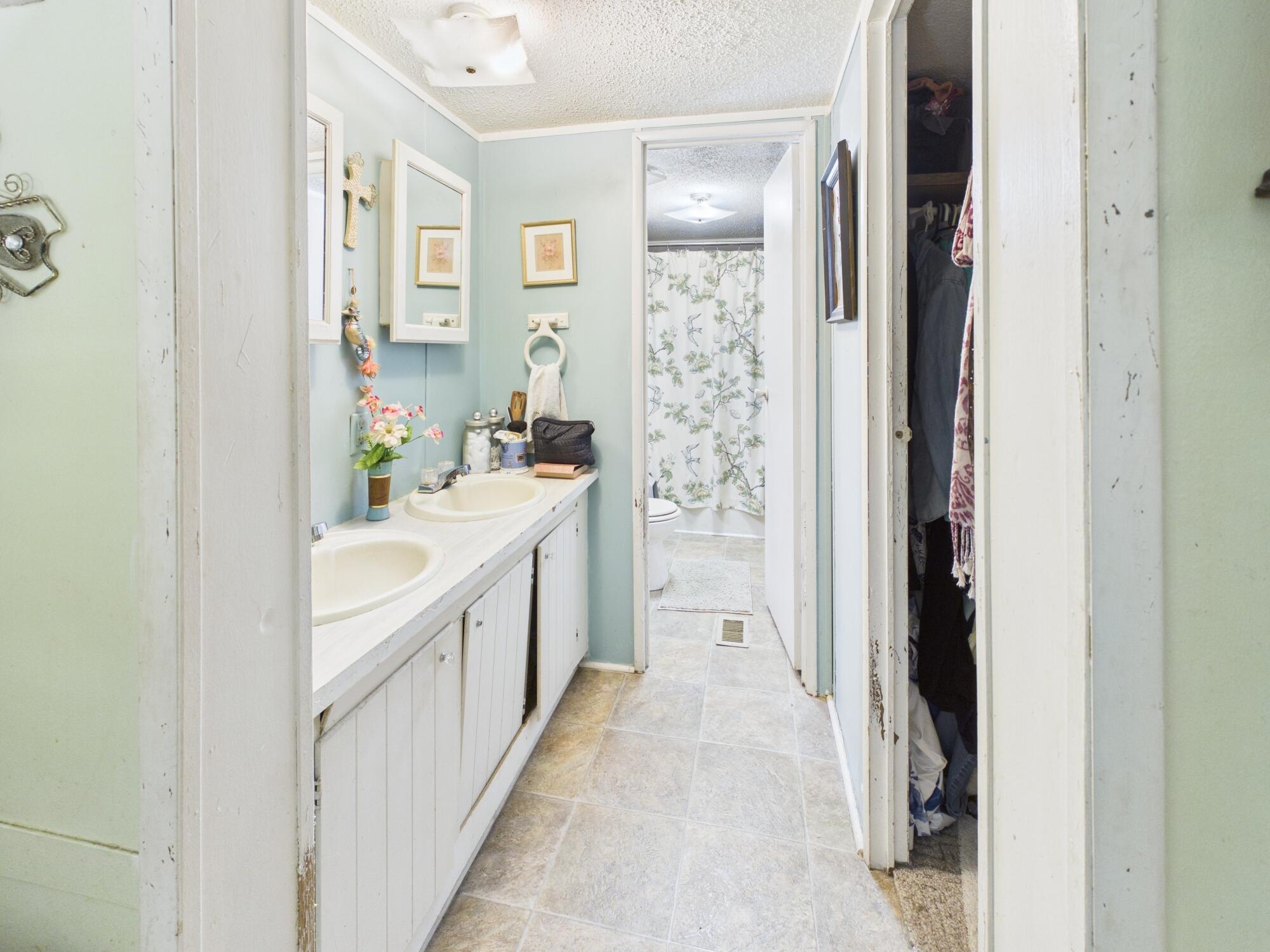 13 Little John, Greenville, Ohio 45331