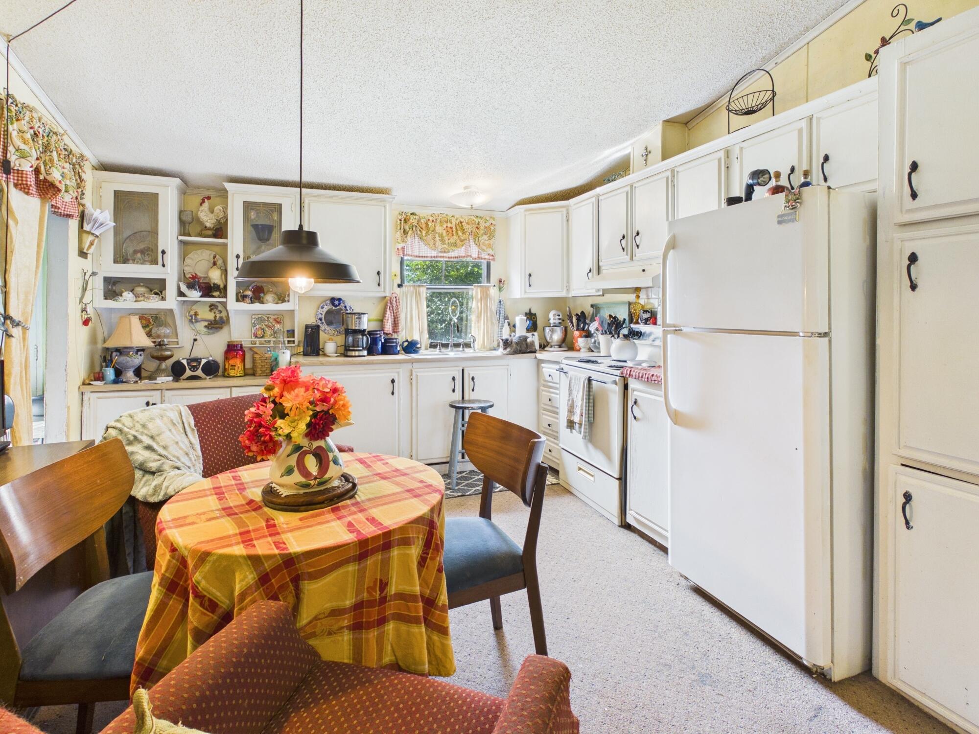 13 Little John, Greenville, Ohio 45331