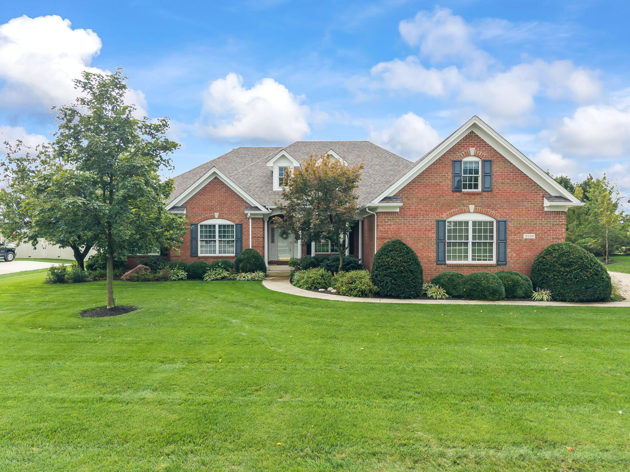 2730 Meadowpoint, Troy, Ohio 45373