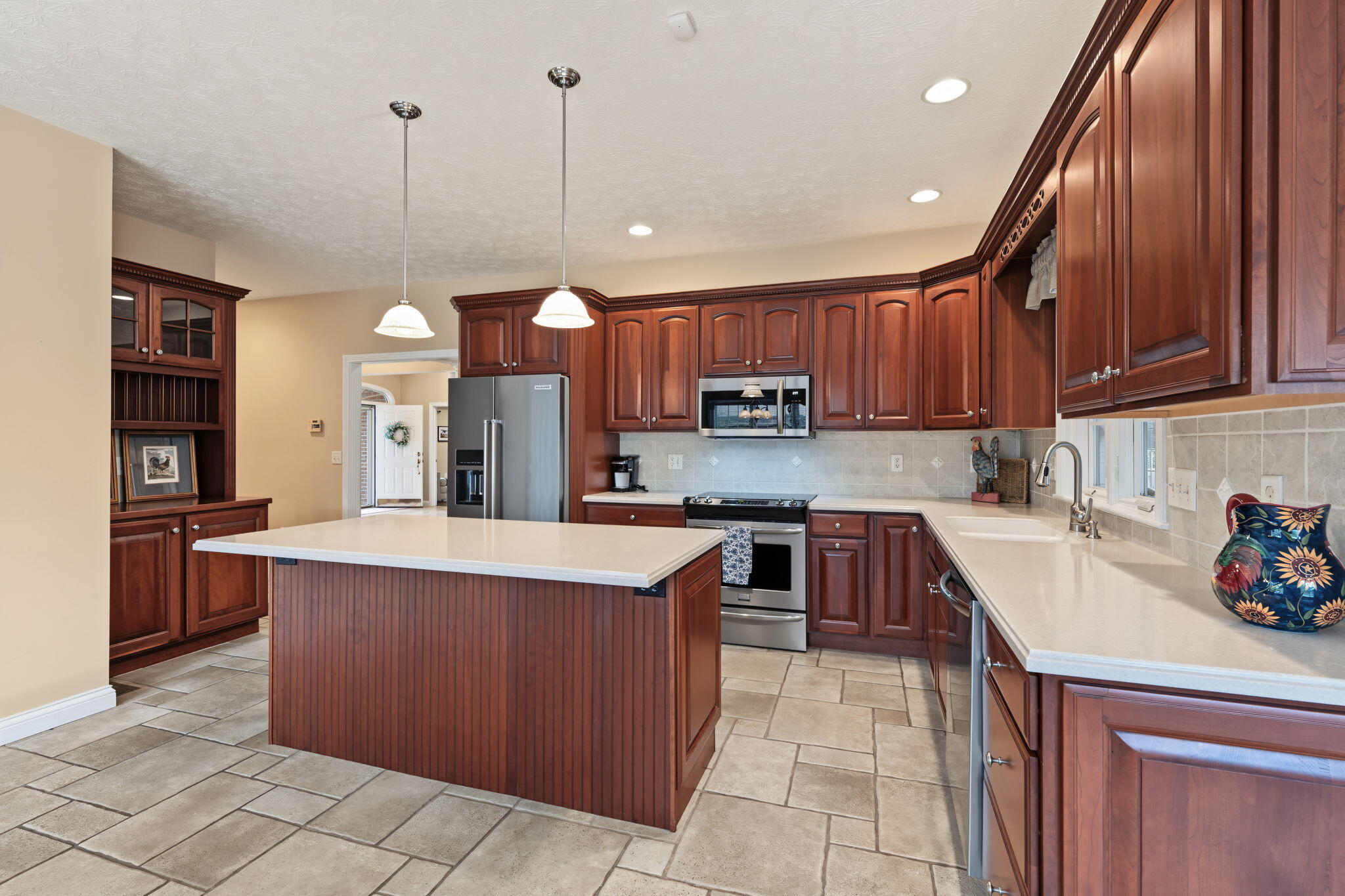 2730 Meadowpoint, Troy, Ohio 45373