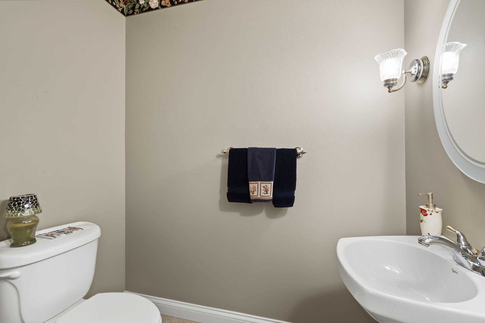 2730 Meadowpoint, Troy, Ohio 45373