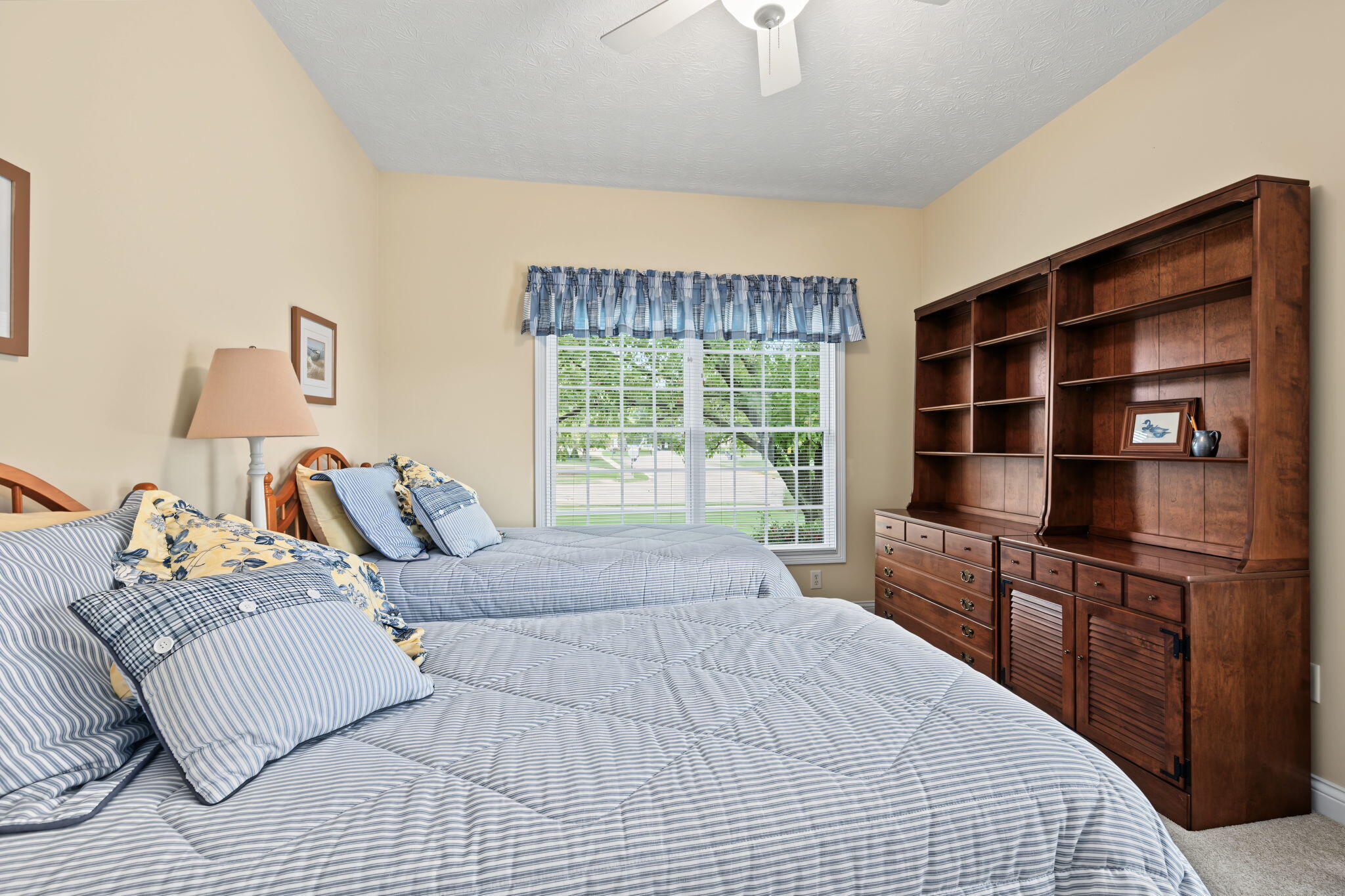 2730 Meadowpoint, Troy, Ohio 45373