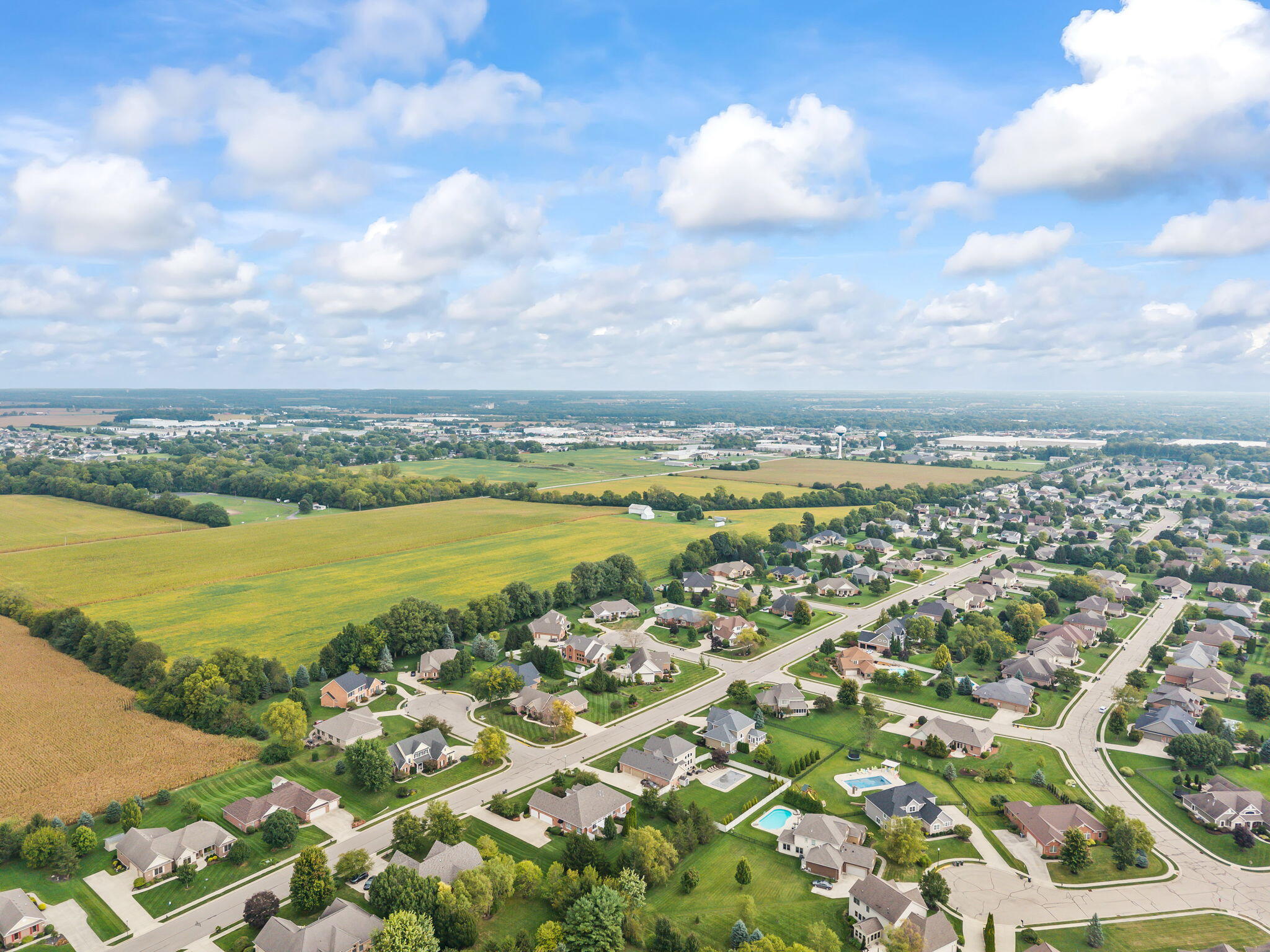 2730 Meadowpoint, Troy, Ohio 45373