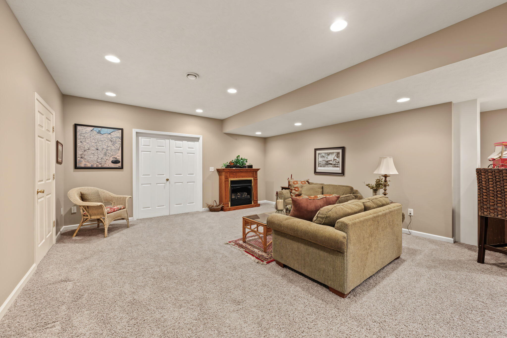 2730 Meadowpoint, Troy, Ohio 45373