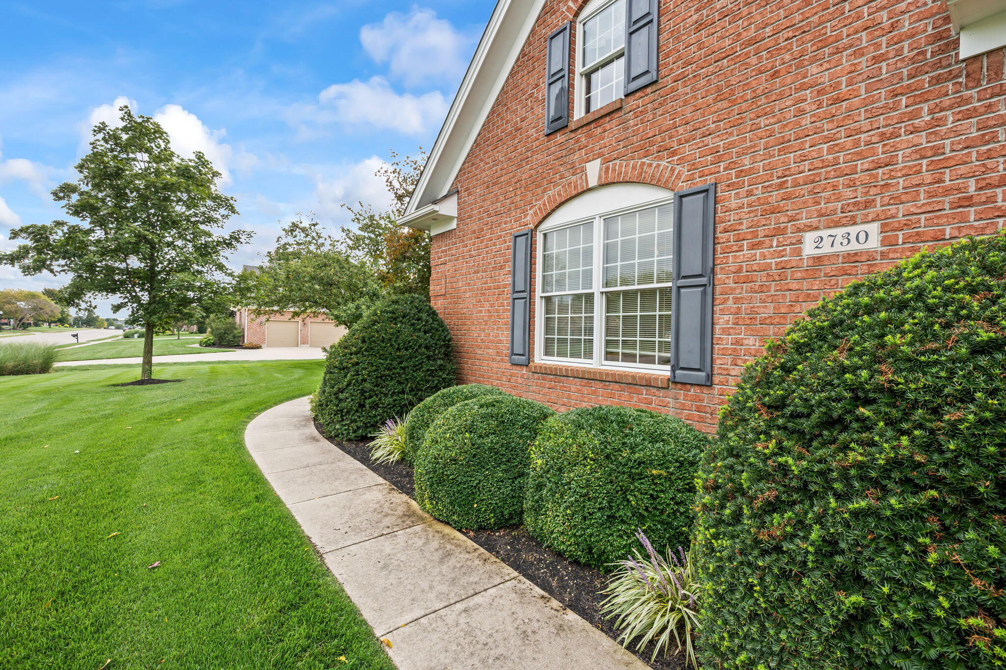 2730 Meadowpoint, Troy, Ohio 45373