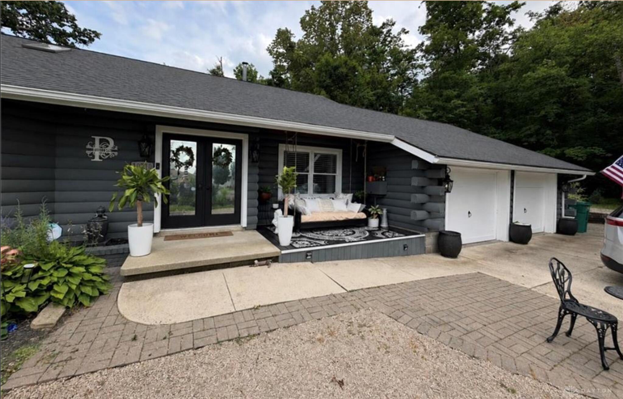 10710 Seminole Shore, Huntsville, Ohio 43324