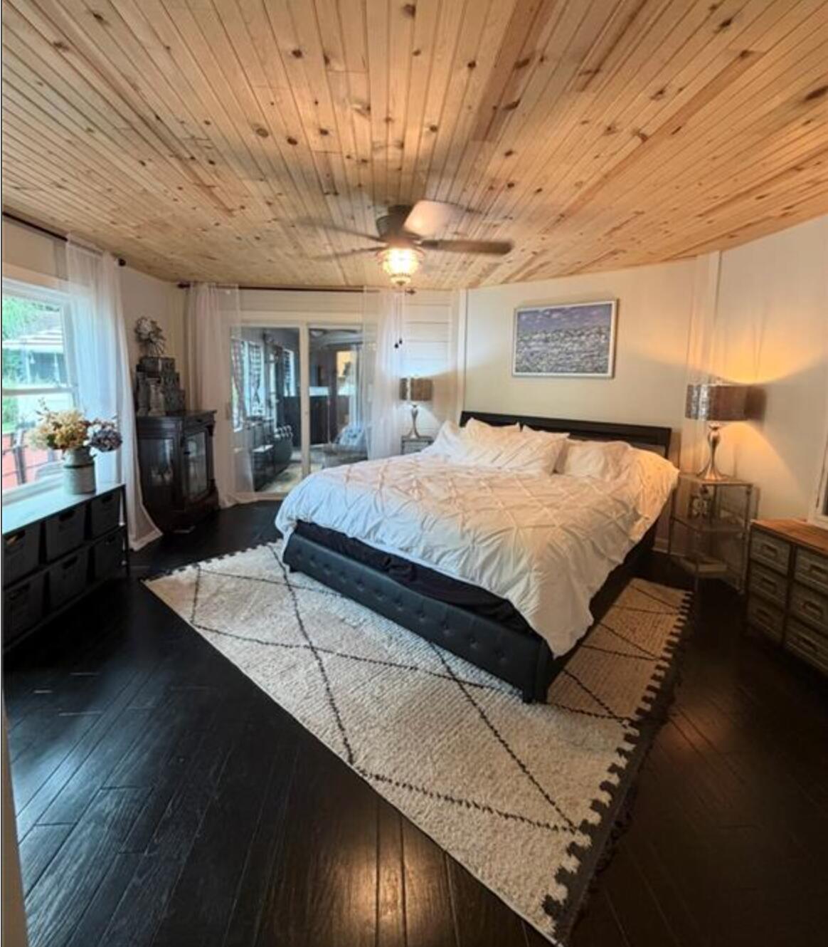 10710 Seminole Shore, Huntsville, Ohio 43324