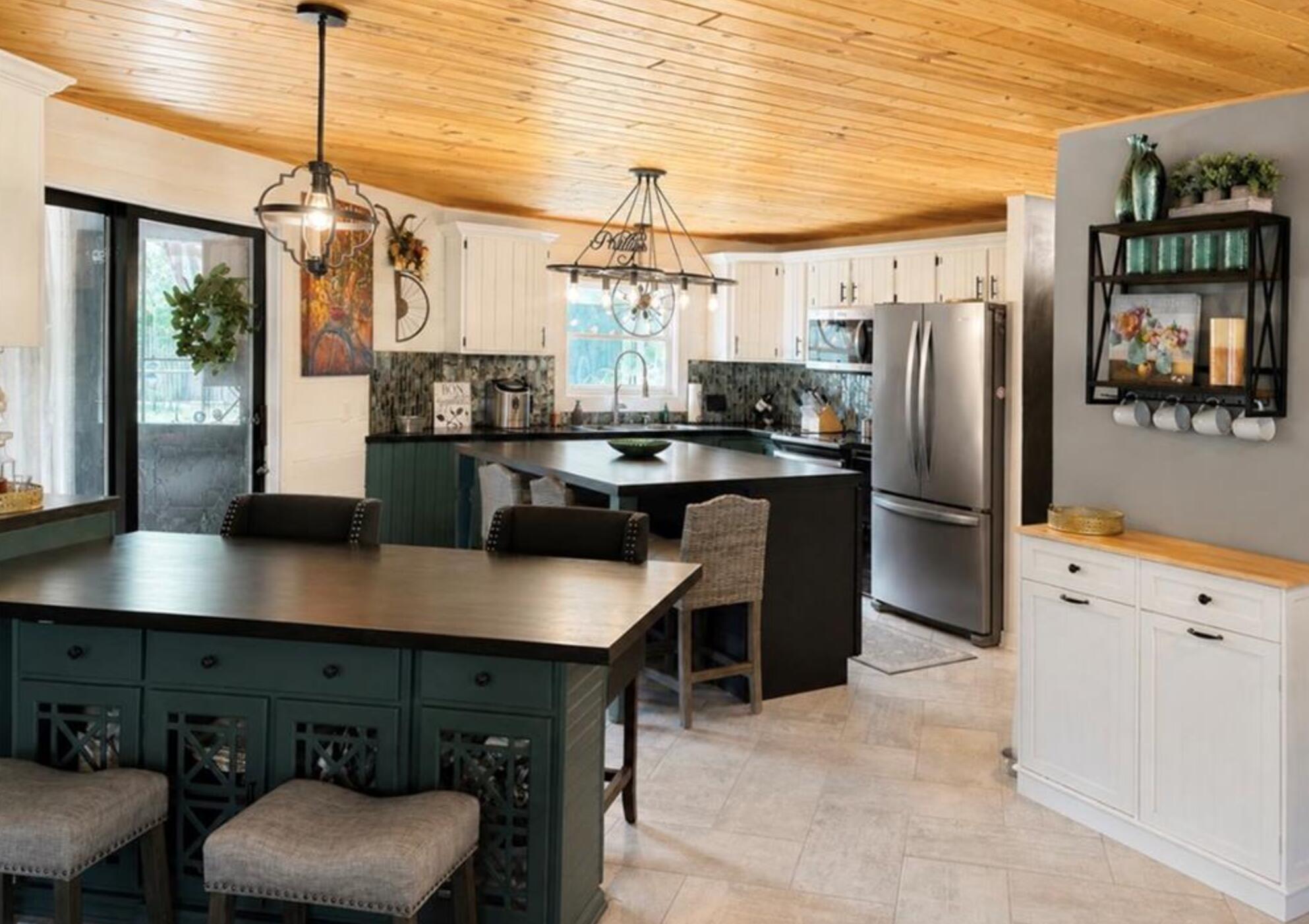 10710 Seminole Shore, Huntsville, Ohio 43324