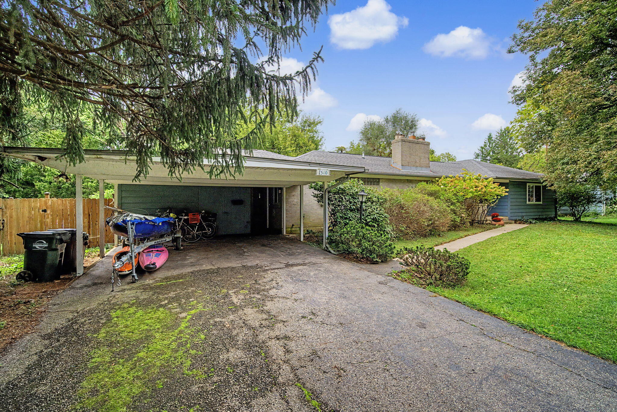 1310 Spillan, Yellow Springs, Ohio 45387