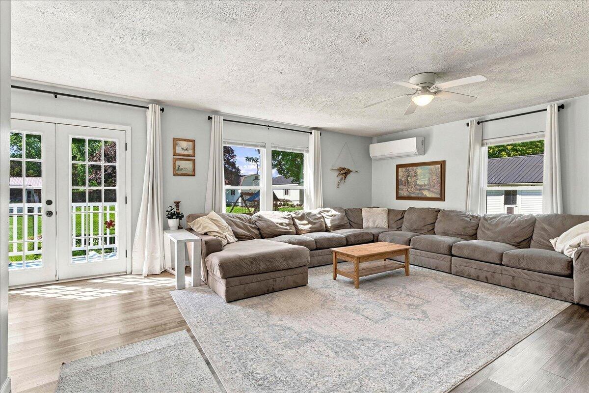 835 Runkle, West Liberty, Ohio 43357