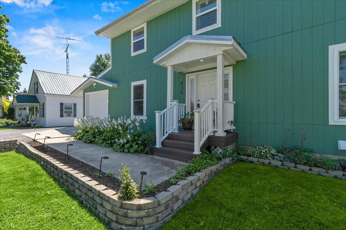 835 Runkle, West Liberty, Ohio 43357