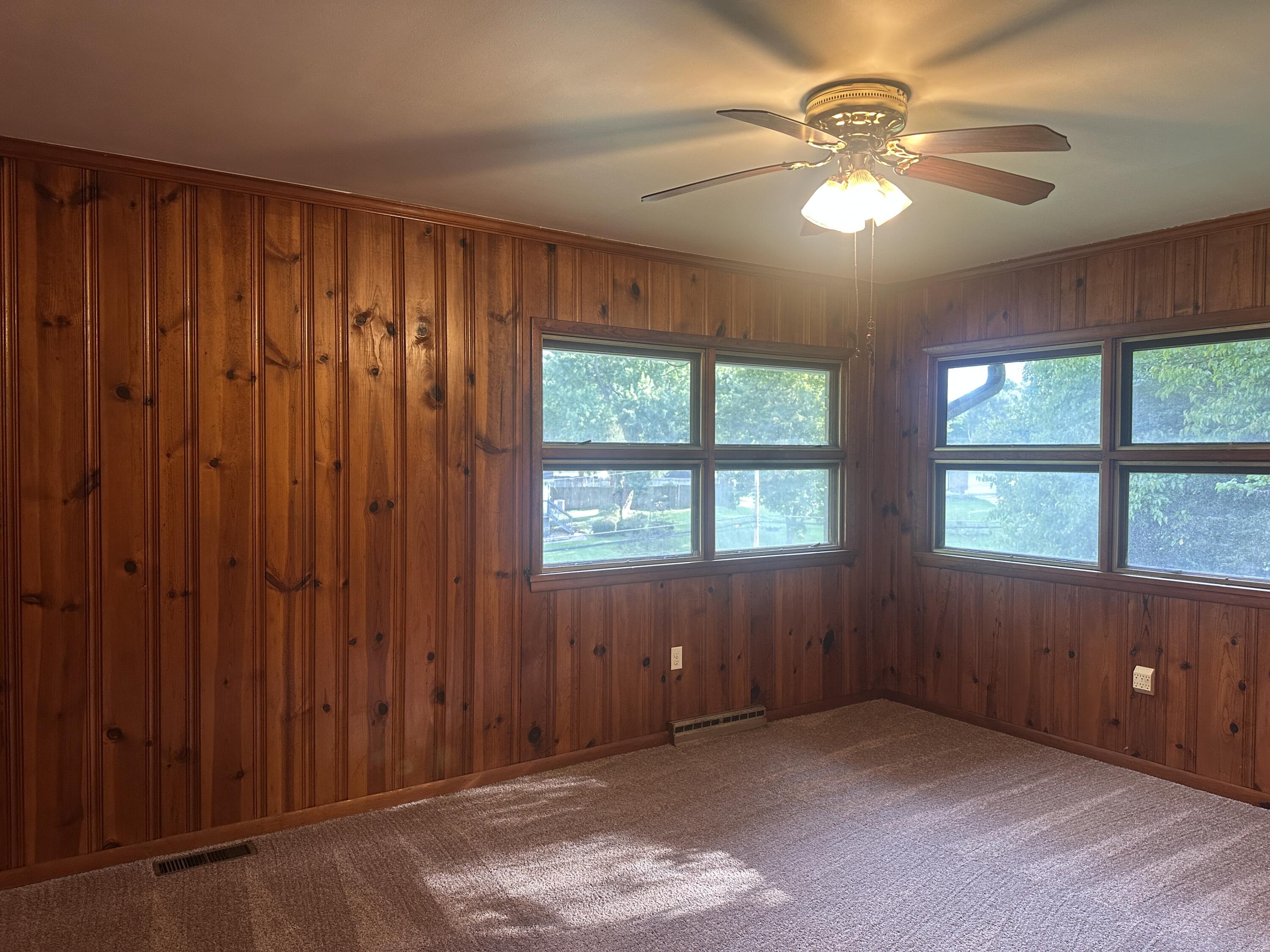 2750 Redwood, Springfield, Ohio 45504