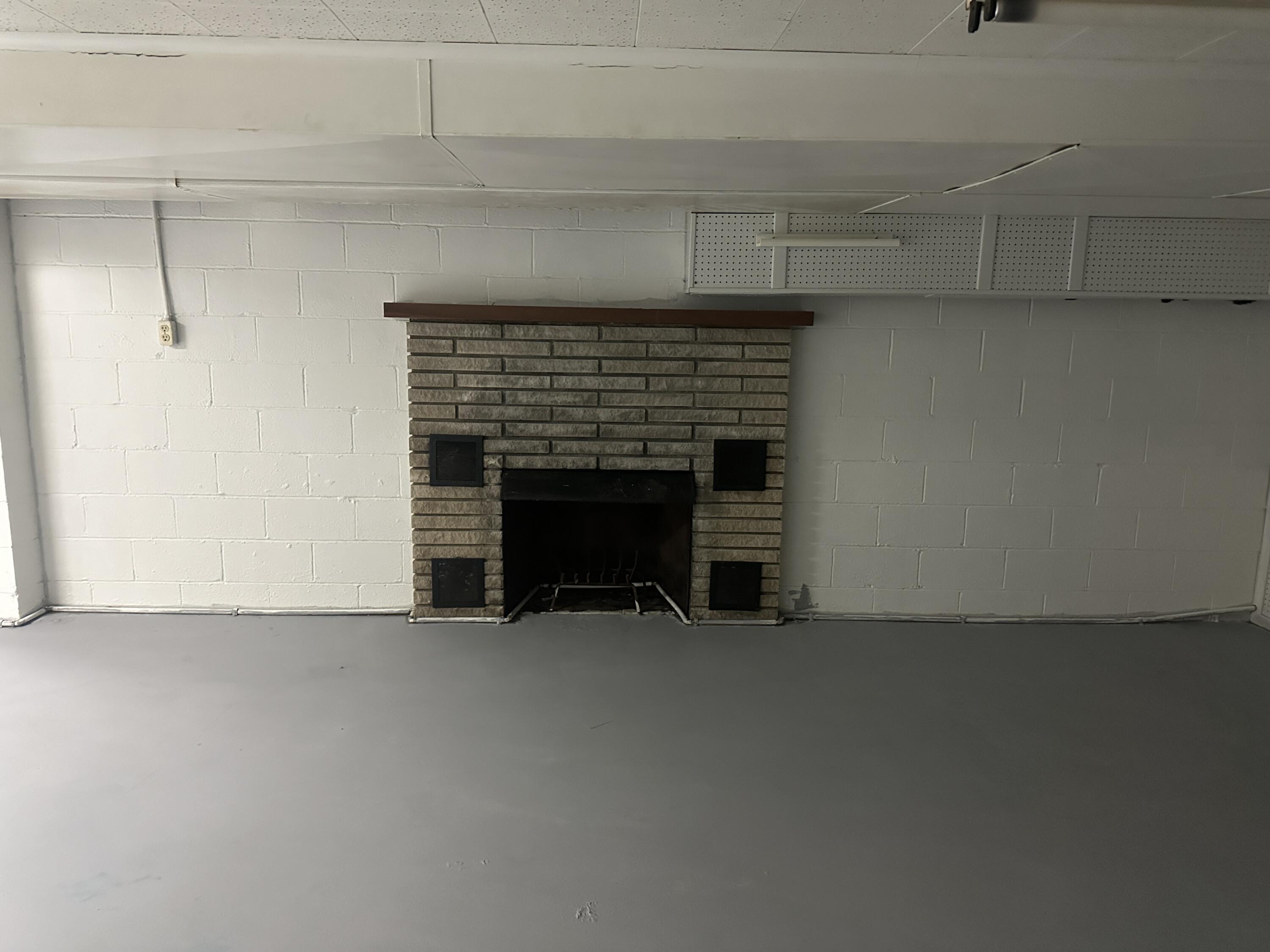 2750 Redwood, Springfield, Ohio 45504