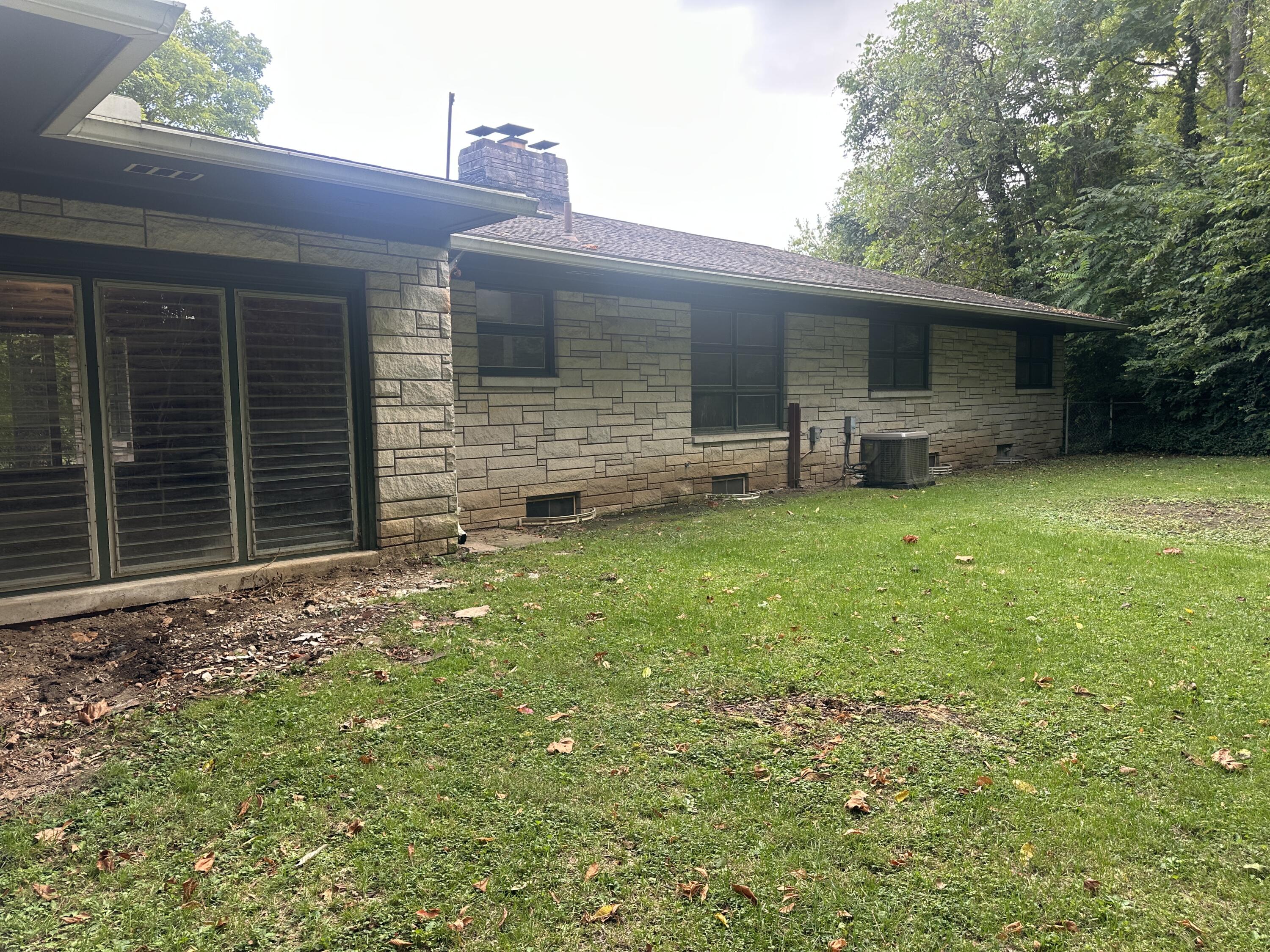 2750 Redwood, Springfield, Ohio 45504