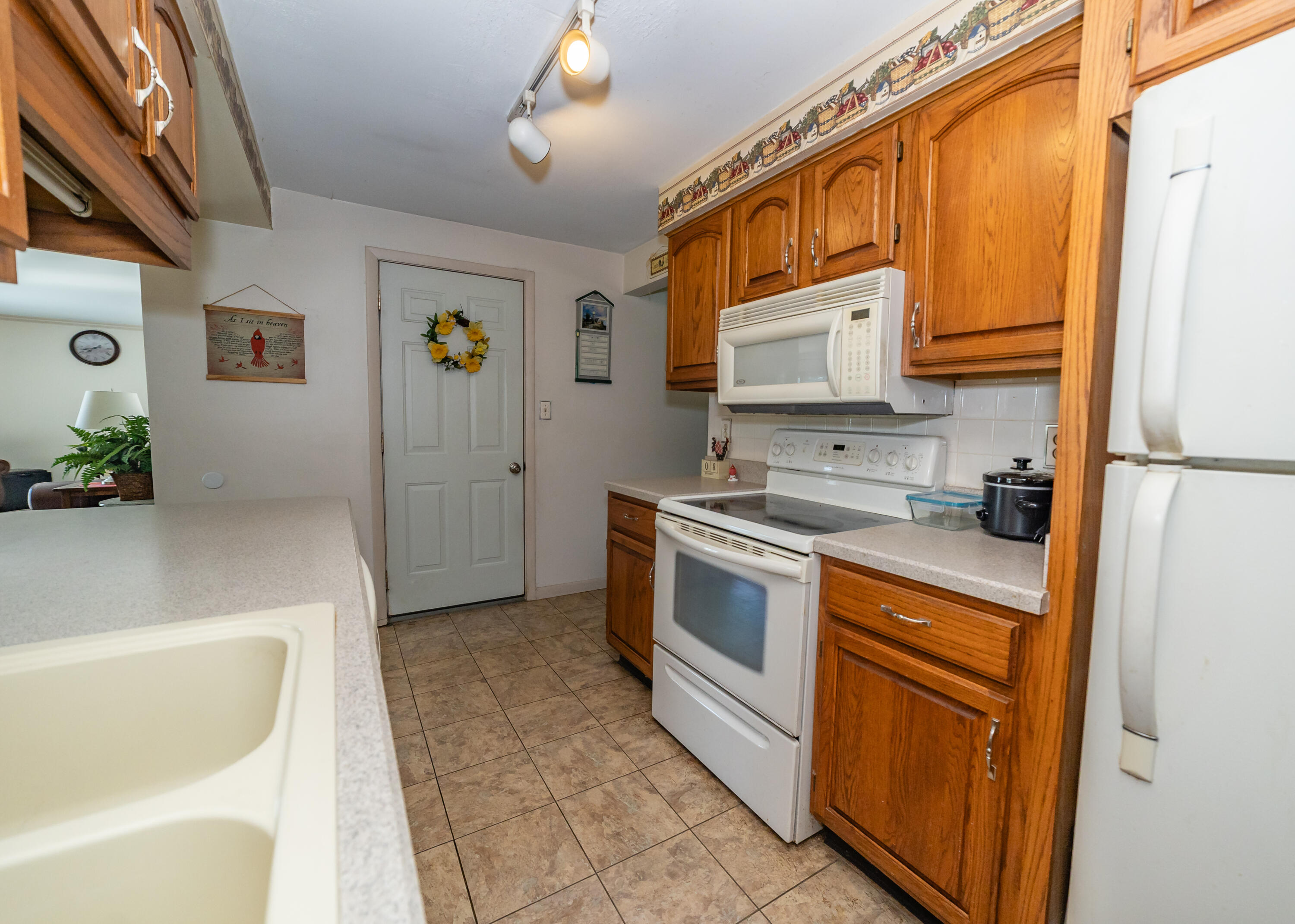1039 Heathwood, Englewood, Ohio 45322