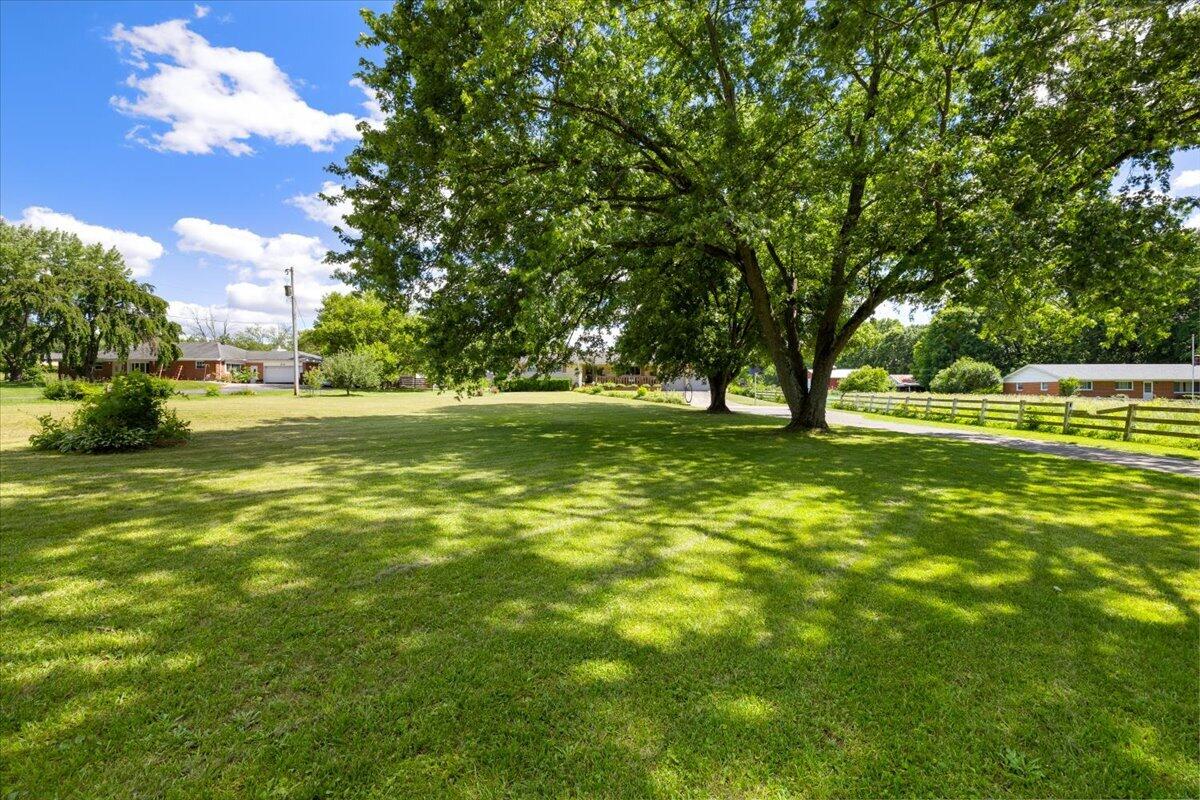 818 Antioch School, Vandalia, Ohio 45377