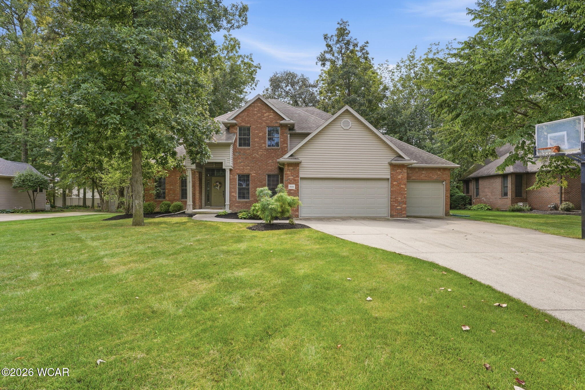 1443 Silver Pine Lane, Findlay, Ohio