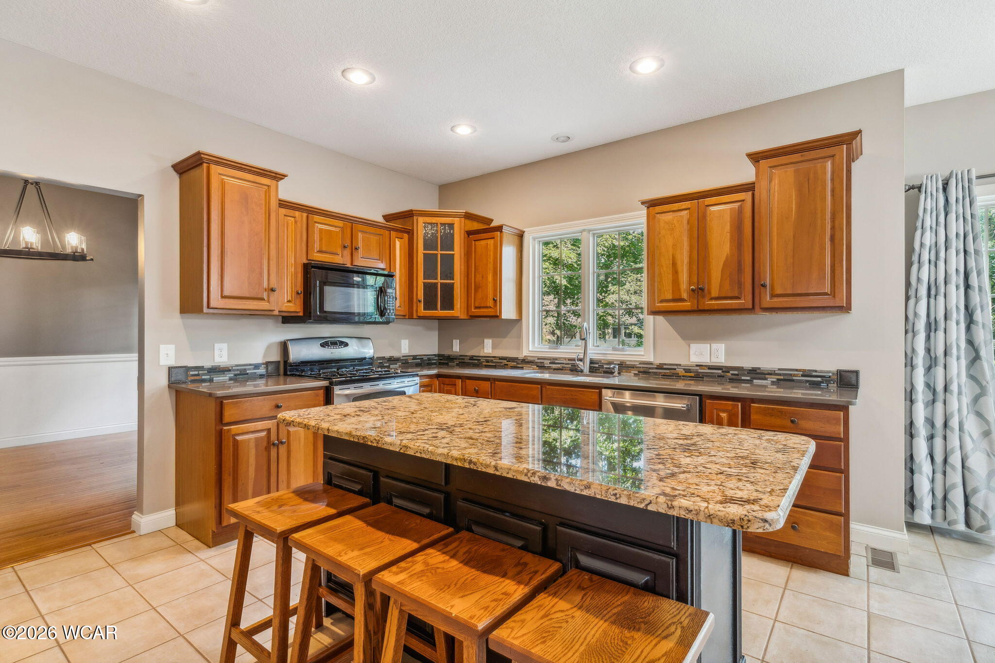 1443 Silver Pine Lane, Findlay, Ohio