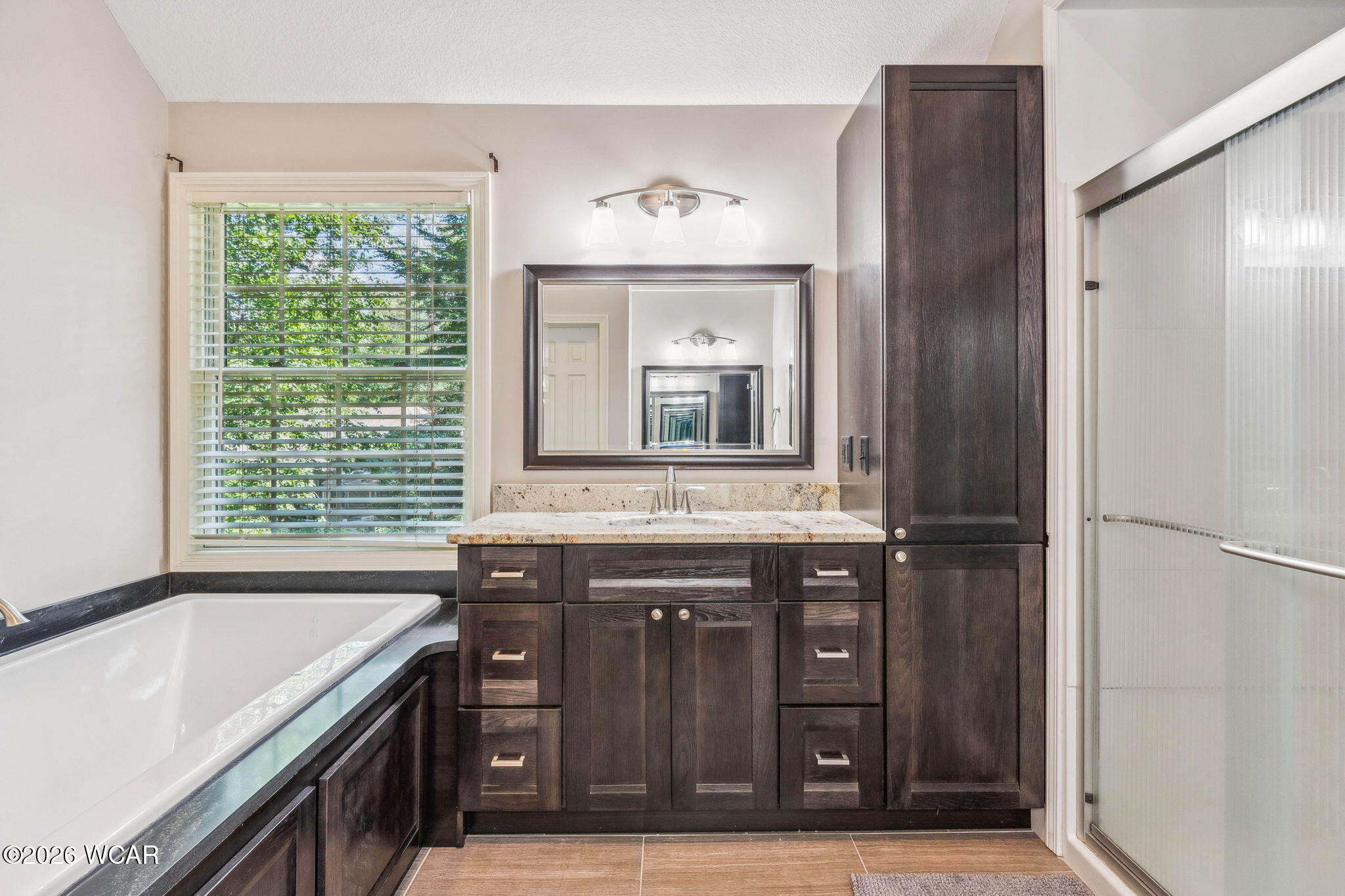 1443 Silver Pine Lane, Findlay, Ohio