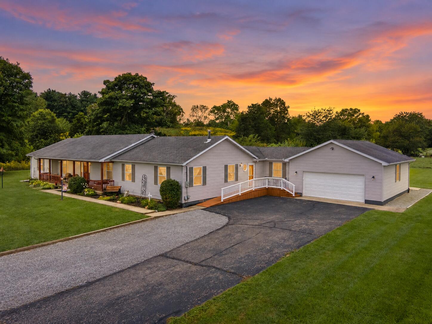 5373 Upper Valley, Springfield, Ohio 45502