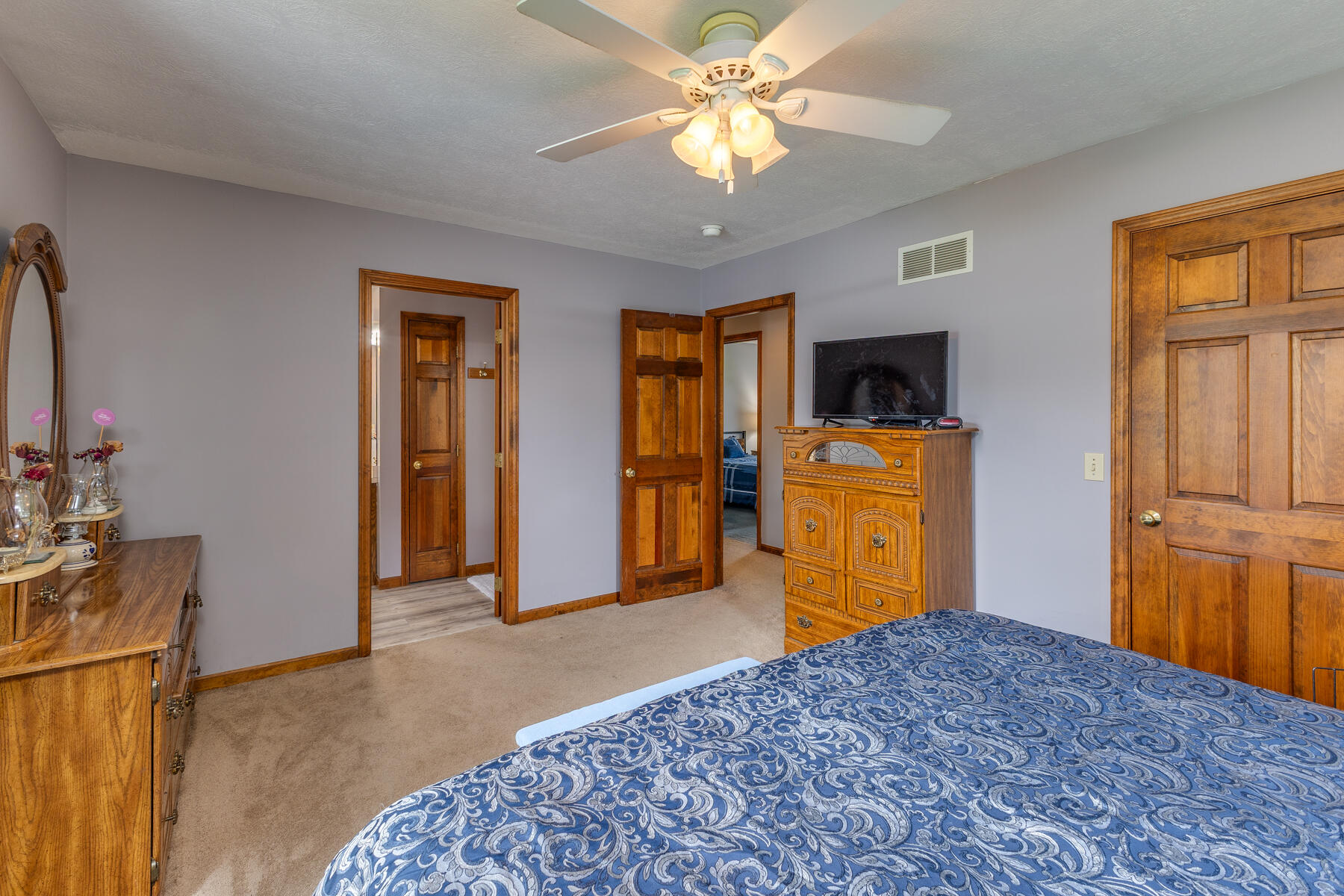 5373 Upper Valley, Springfield, Ohio 45502