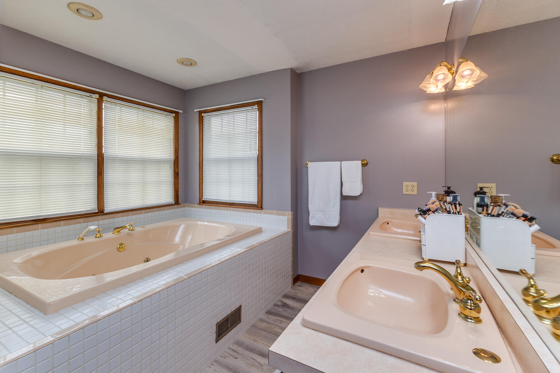 5373 Upper Valley, Springfield, Ohio 45502
