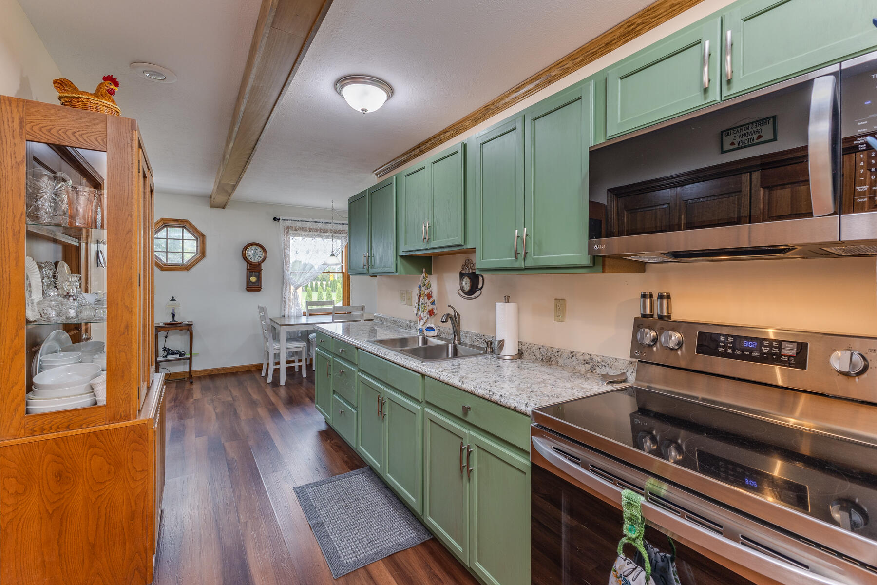 5373 Upper Valley, Springfield, Ohio 45502