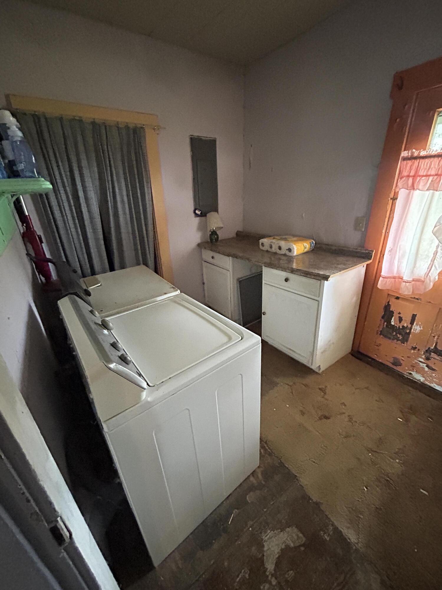 1101 Karr, Arcanum, Ohio 45304