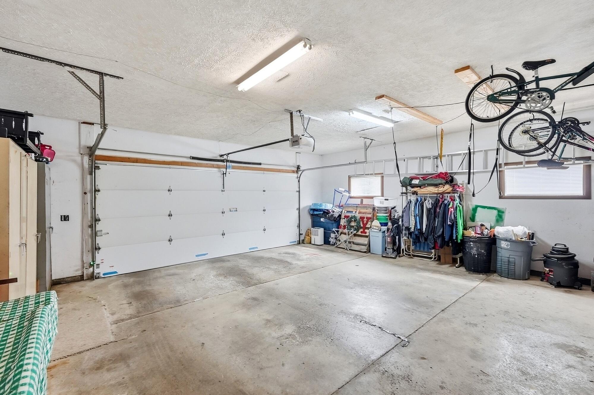 4025 Penny, Springfield, Ohio 45502