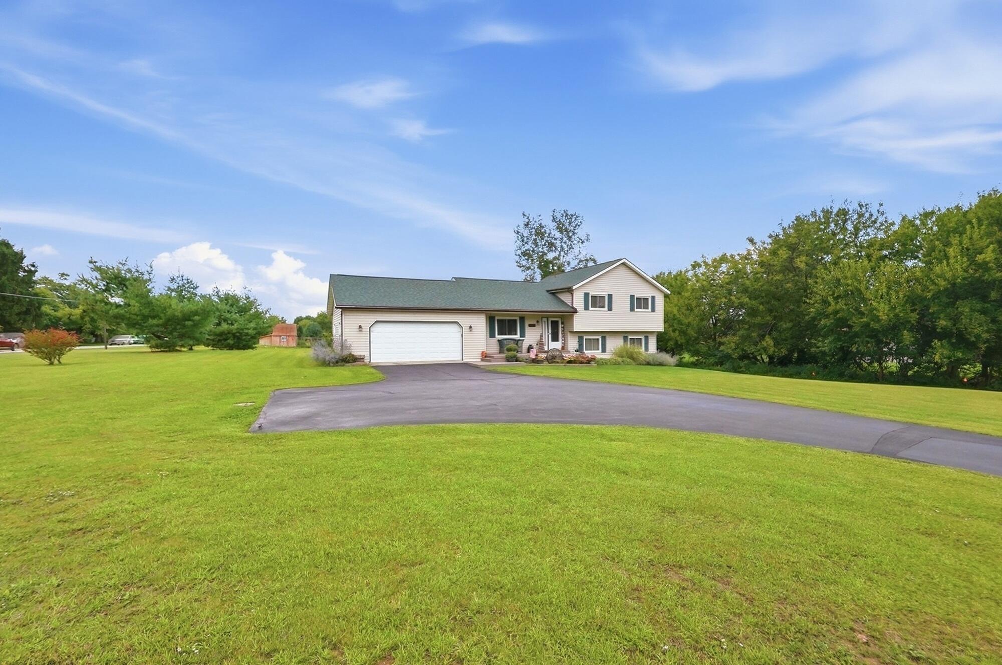 4025 Penny, Springfield, Ohio 45502