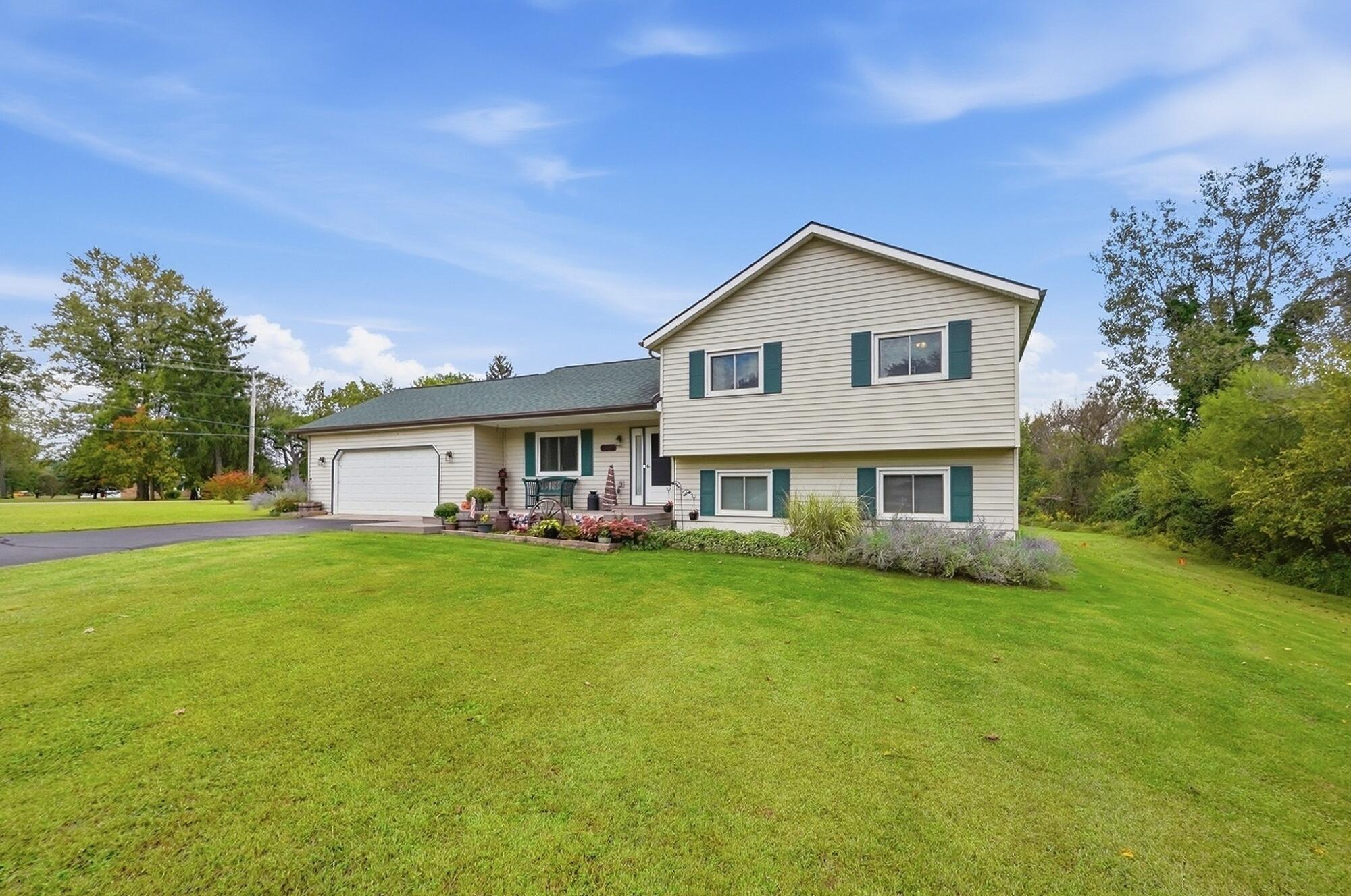 4025 Penny, Springfield, Ohio 45502