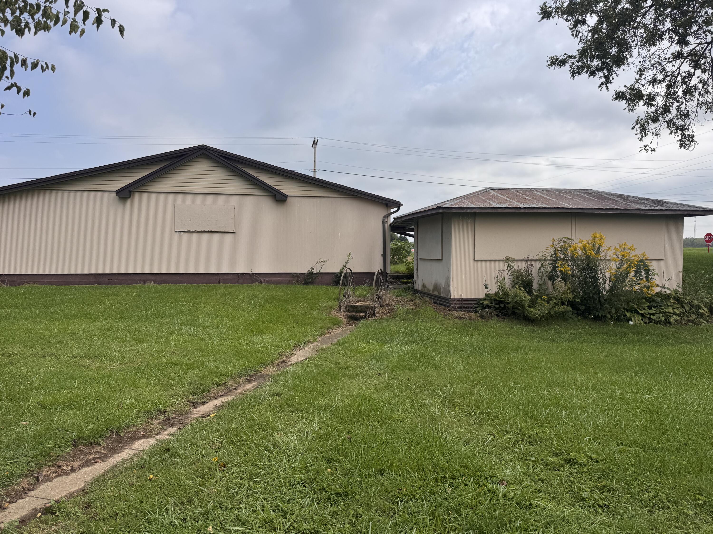 6540 Lower Valley, New Carlisle, Ohio 45344