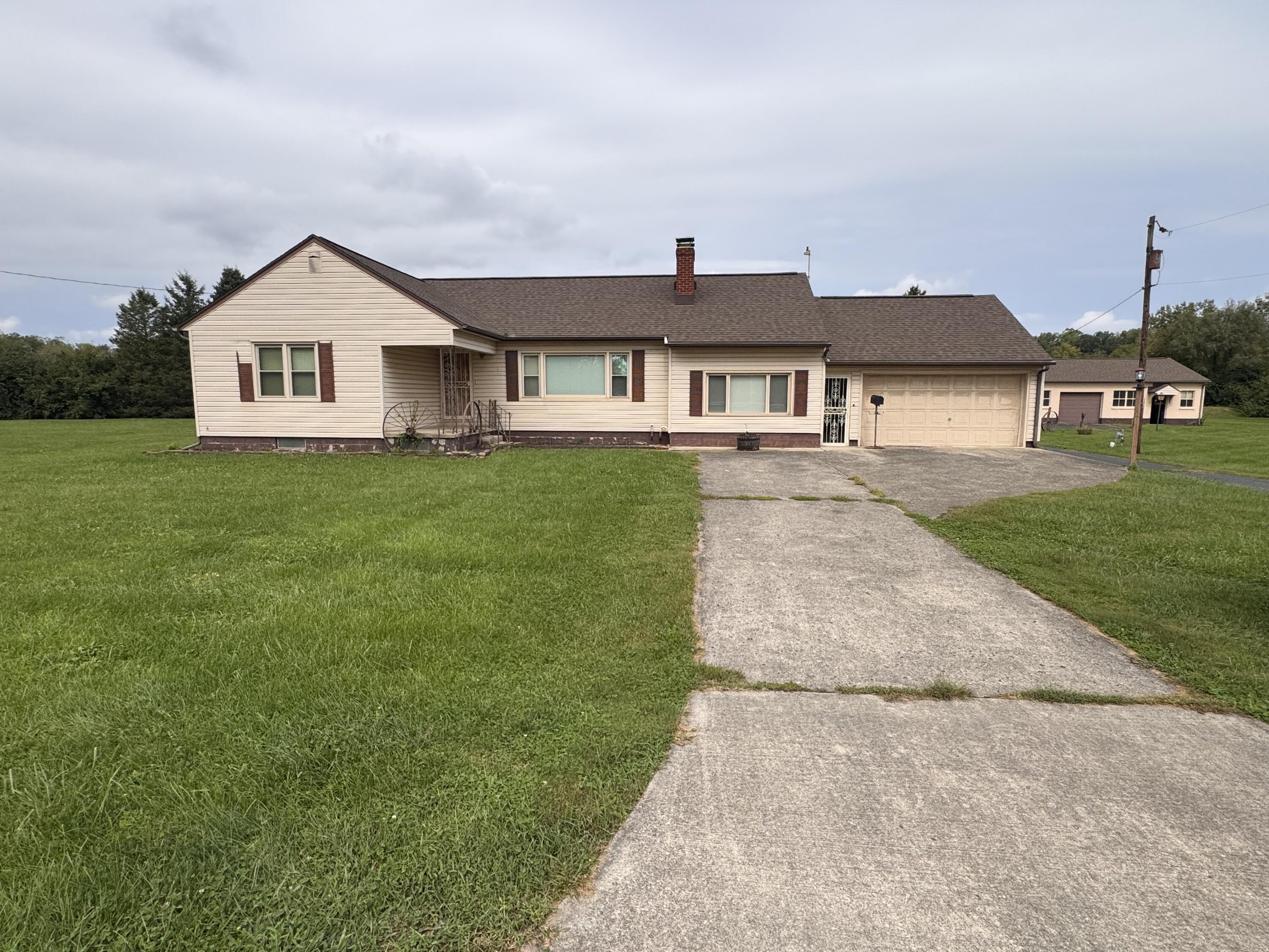 6540 Lower Valley, New Carlisle, Ohio 45344