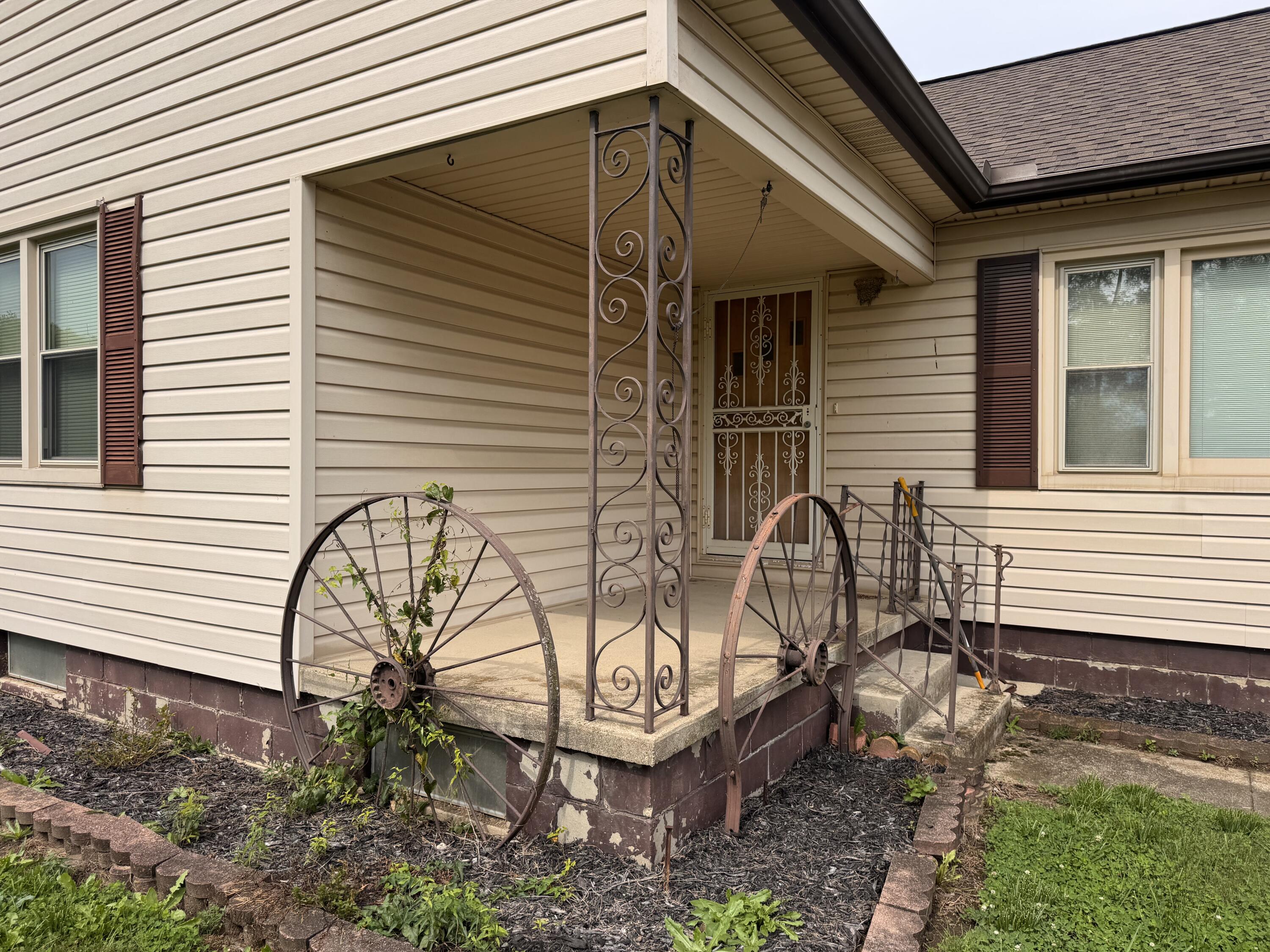 6540 Lower Valley, New Carlisle, Ohio 45344